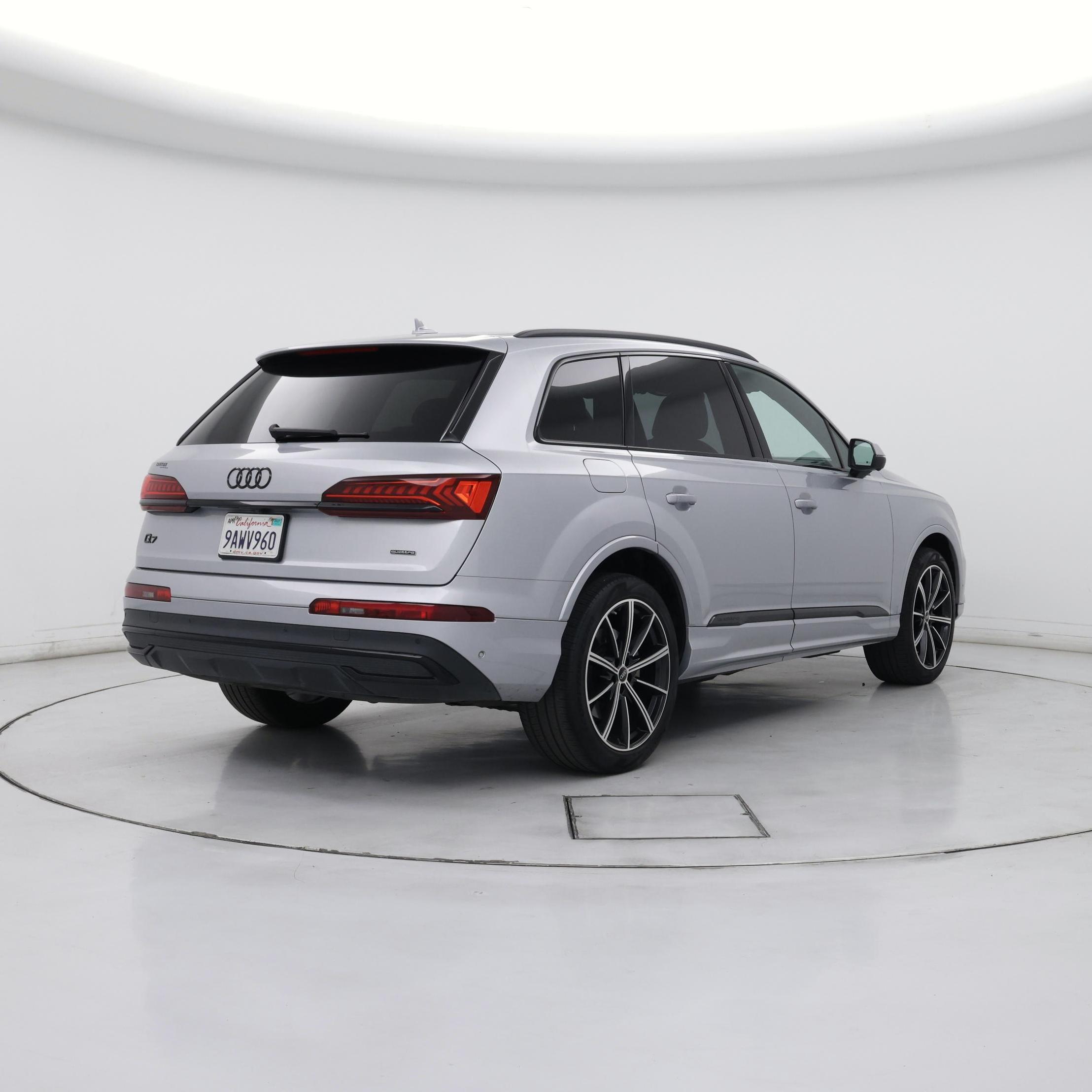 Thumbnail: 2022 Audi Q7 - 8