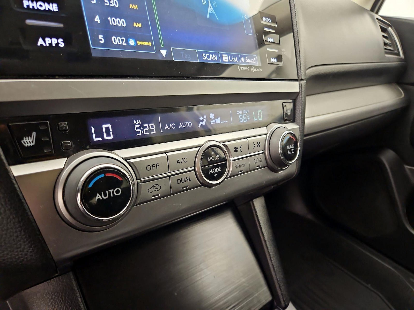 2017 Subaru Outback Premium - Photo 17