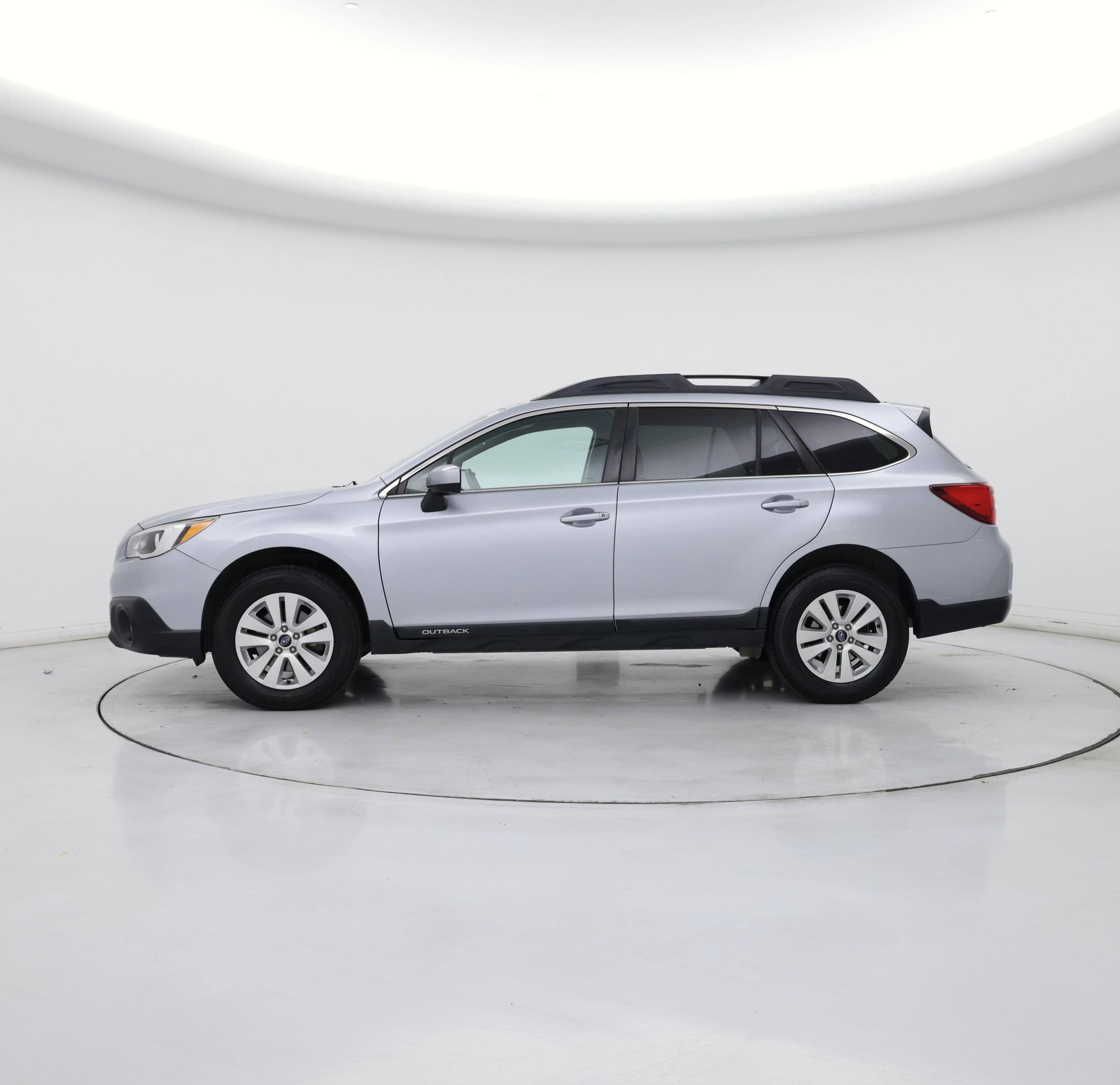 Thumbnail: 2017 Subaru Outback - 3