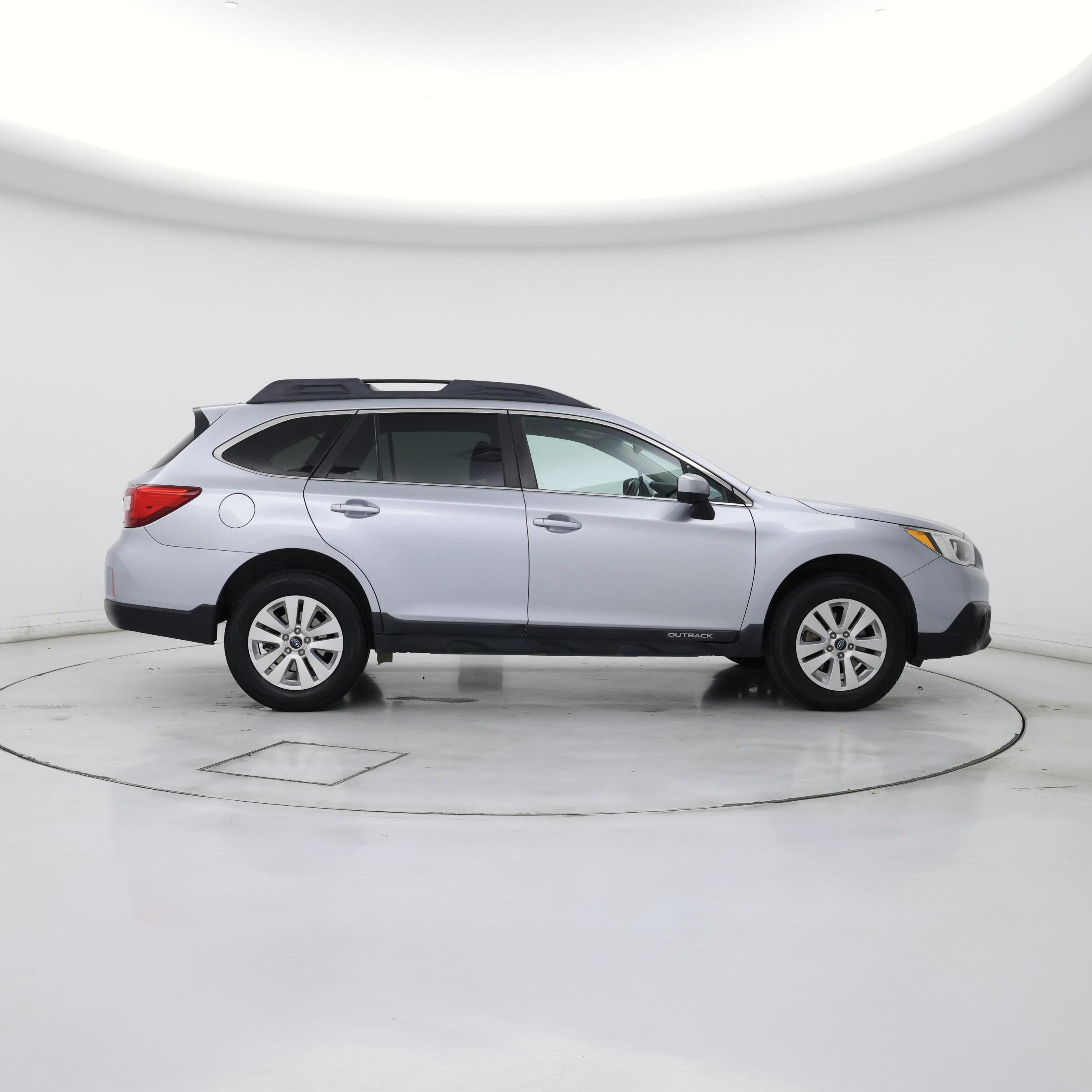 Thumbnail: 2017 Subaru Outback - 7