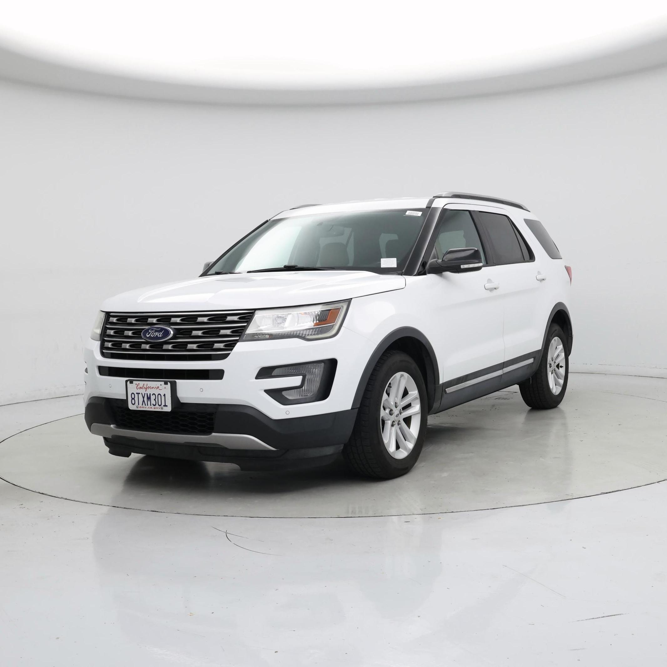 Thumbnail: 2017 Ford Explorer - 4