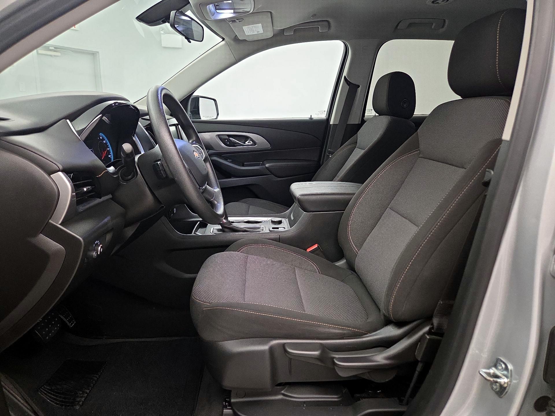 Thumbnail: 2019 Chevrolet Traverse - 11