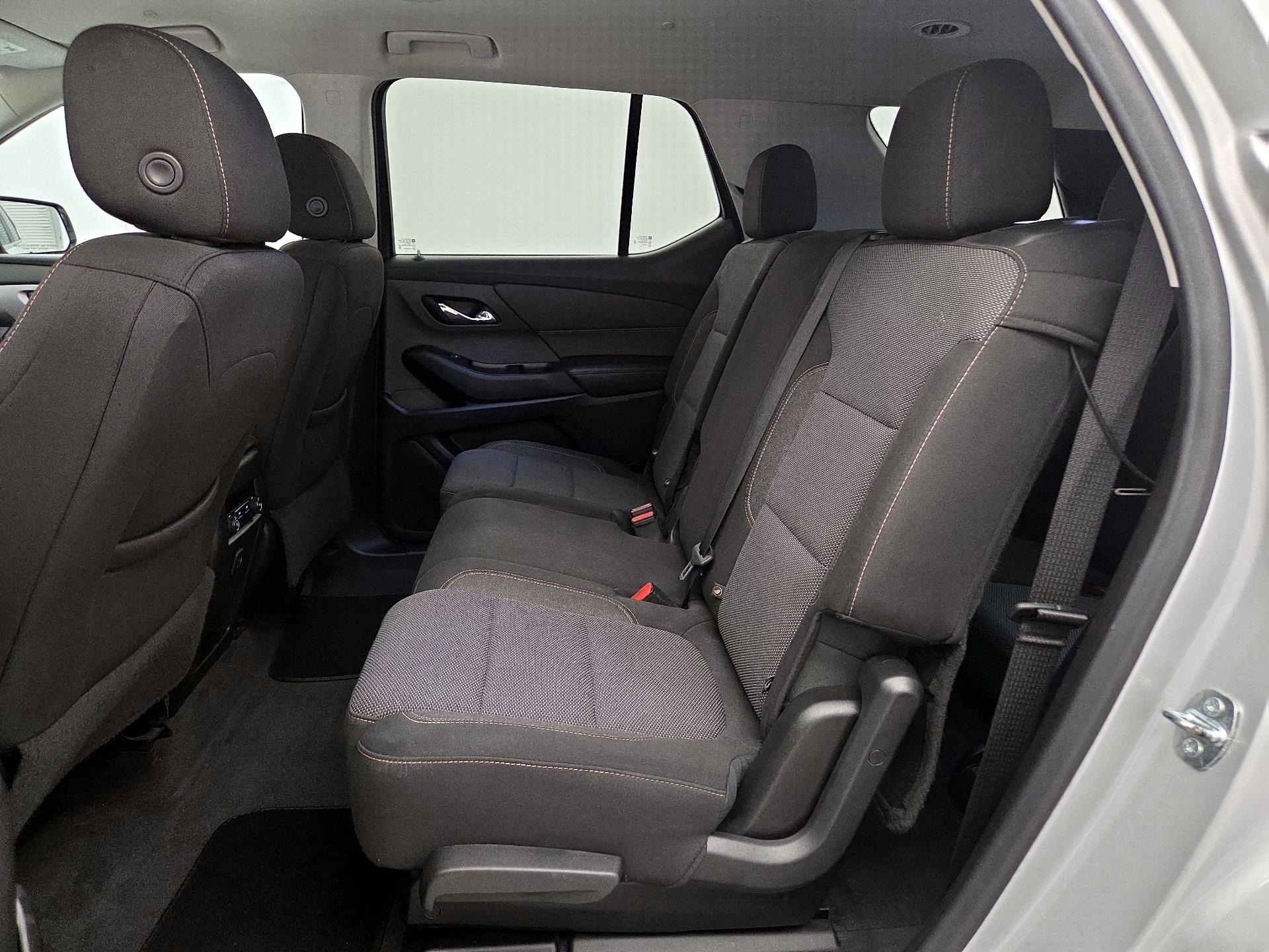 Thumbnail: 2019 Chevrolet Traverse - 19