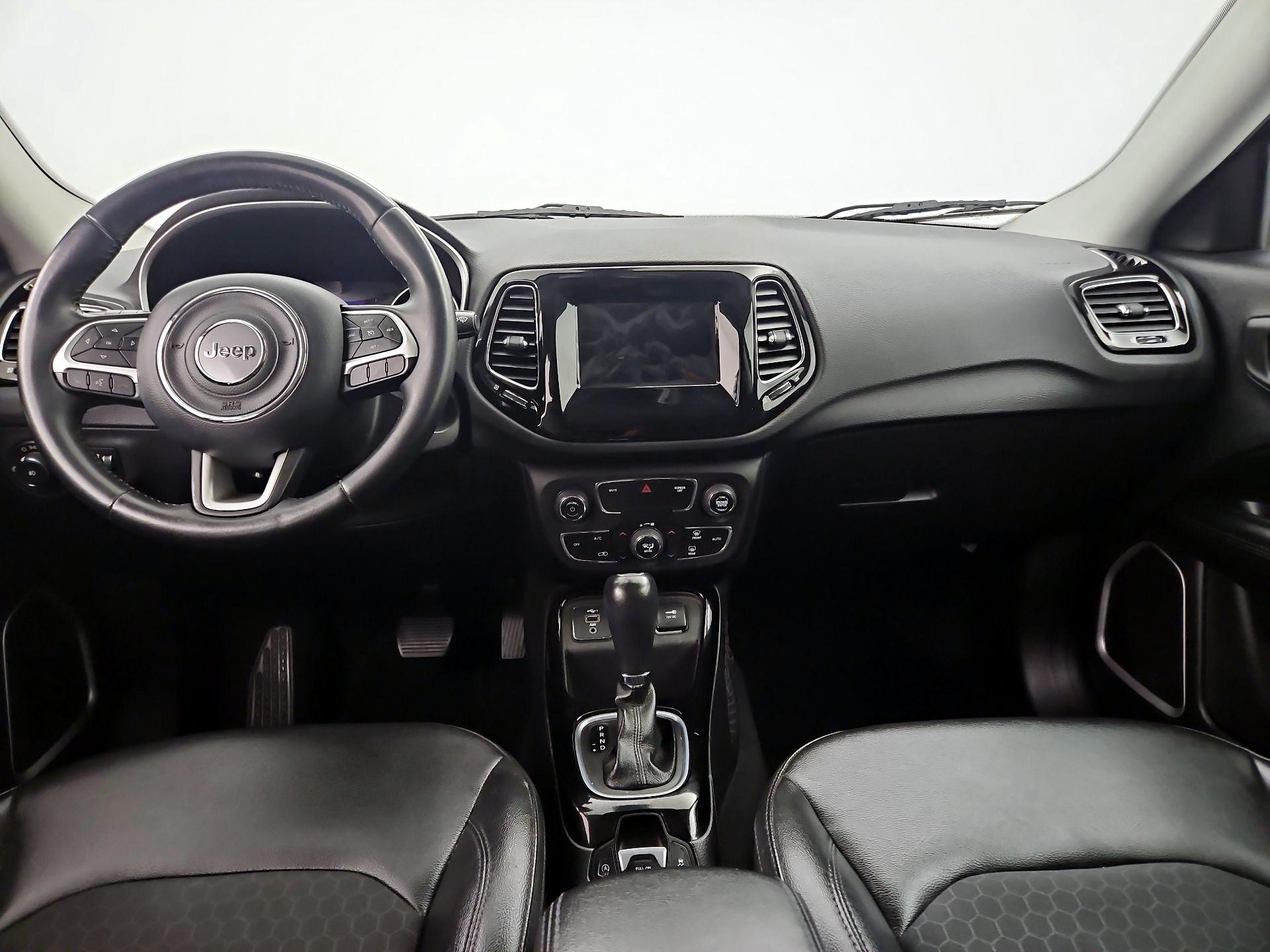 Thumbnail: 2019 Jeep Compass - 9