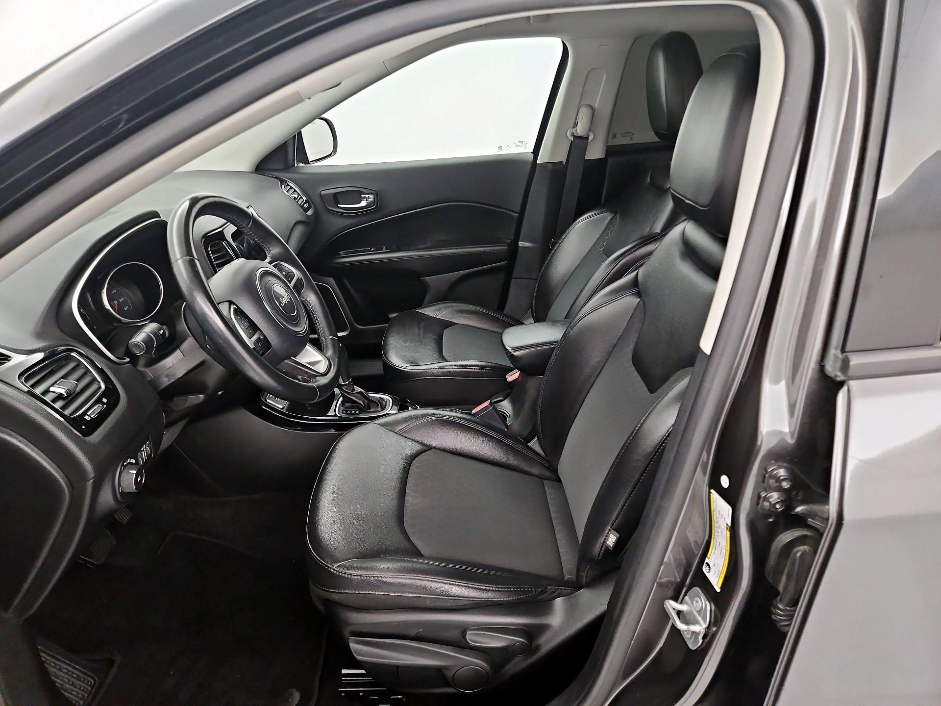Thumbnail: 2019 Jeep Compass - 11