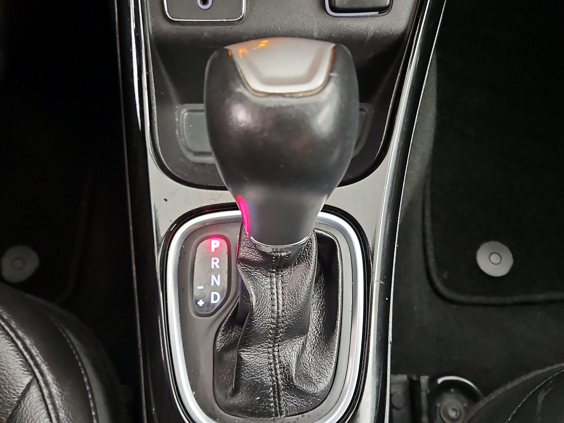 Thumbnail: 2019 Jeep Compass - 17