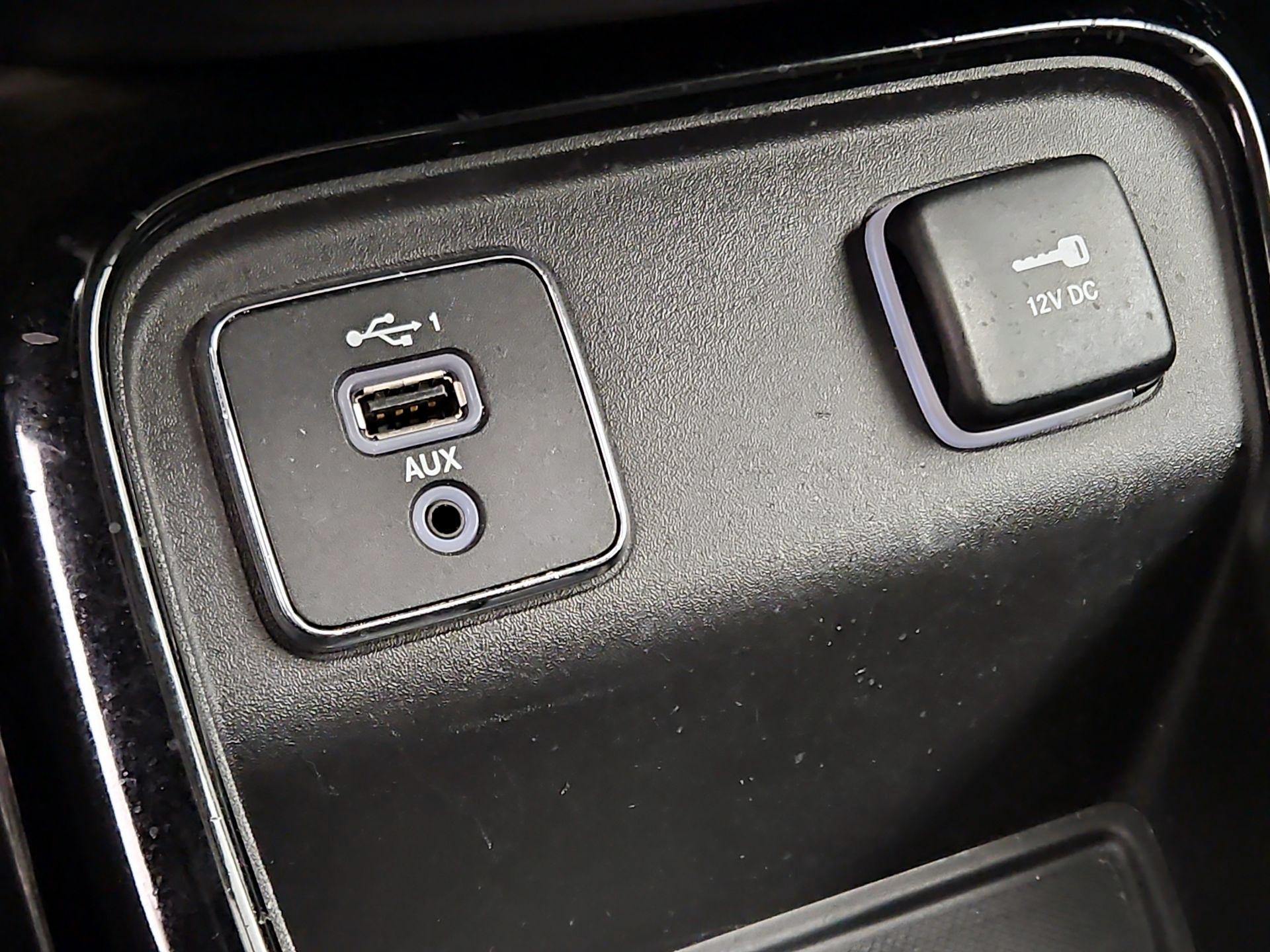 Thumbnail: 2019 Jeep Compass - 18