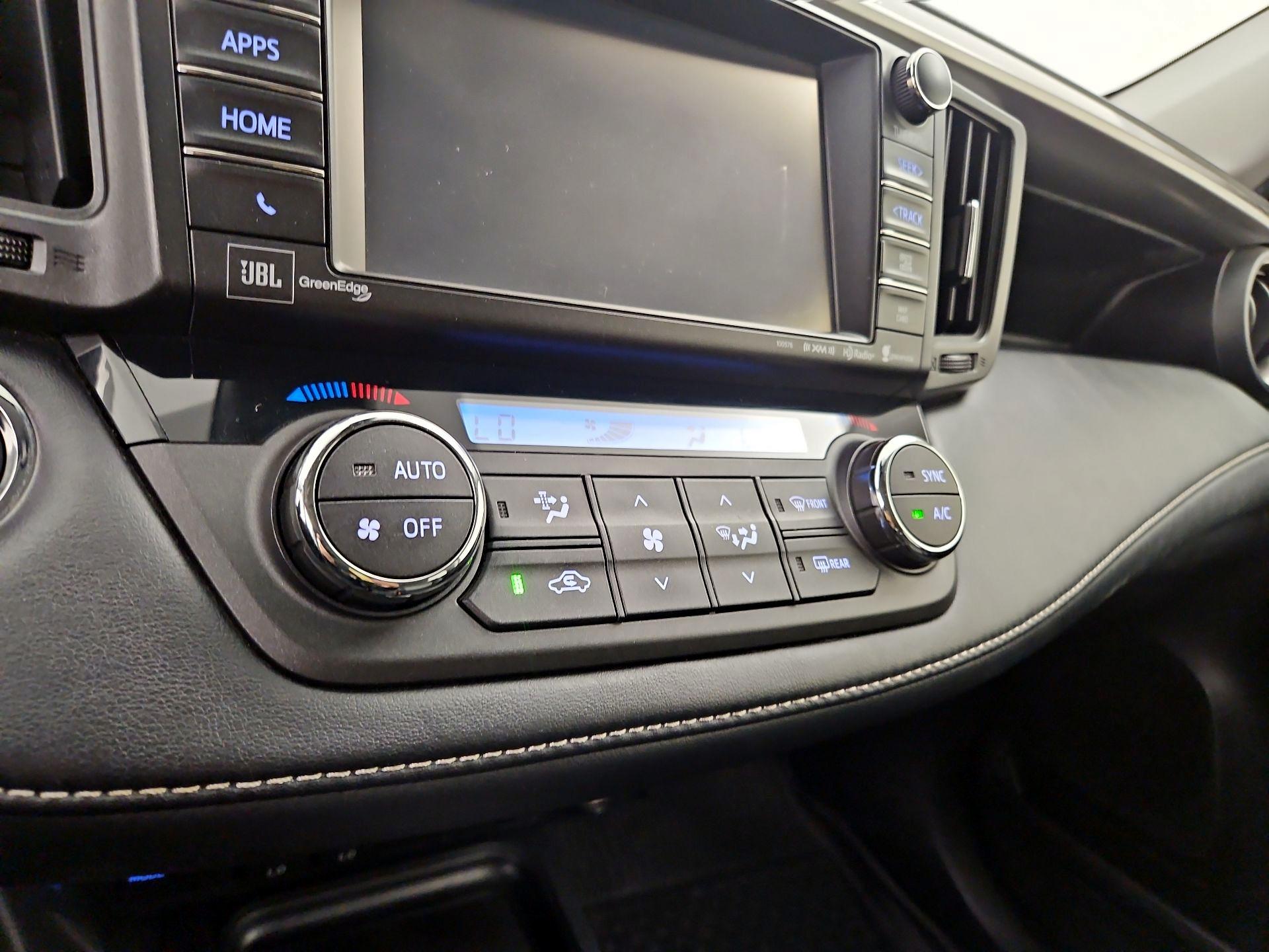 Thumbnail: 2018 Toyota RAV4 - 16