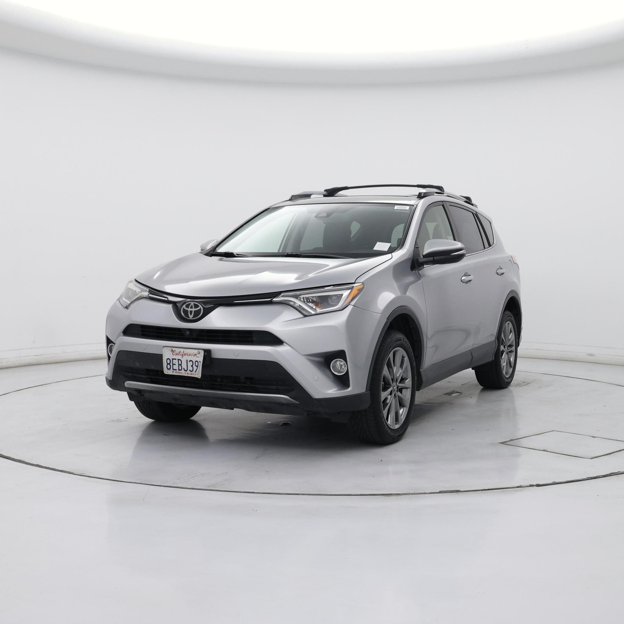 Thumbnail: 2018 Toyota RAV4 - 4
