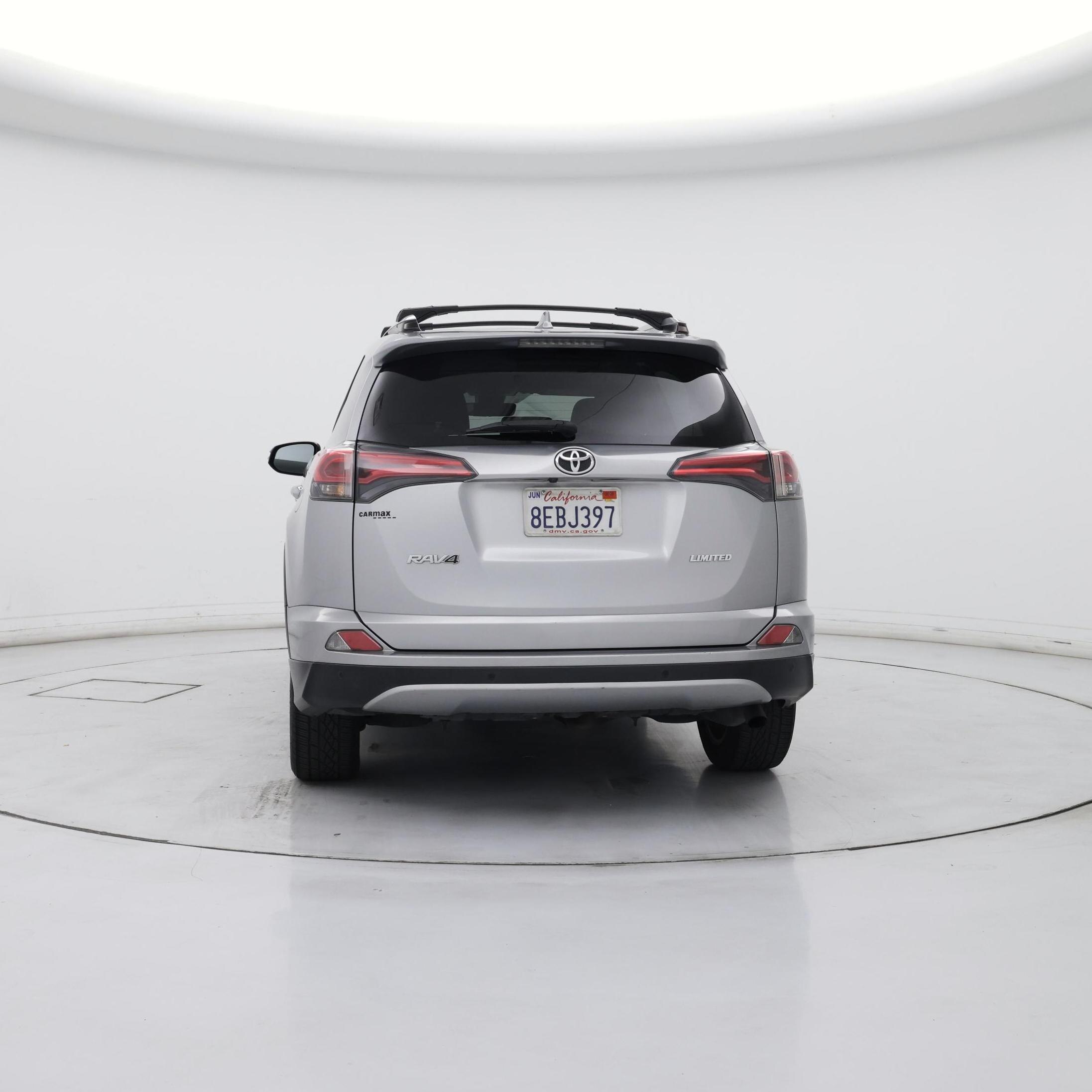 Thumbnail: 2018 Toyota RAV4 - 6