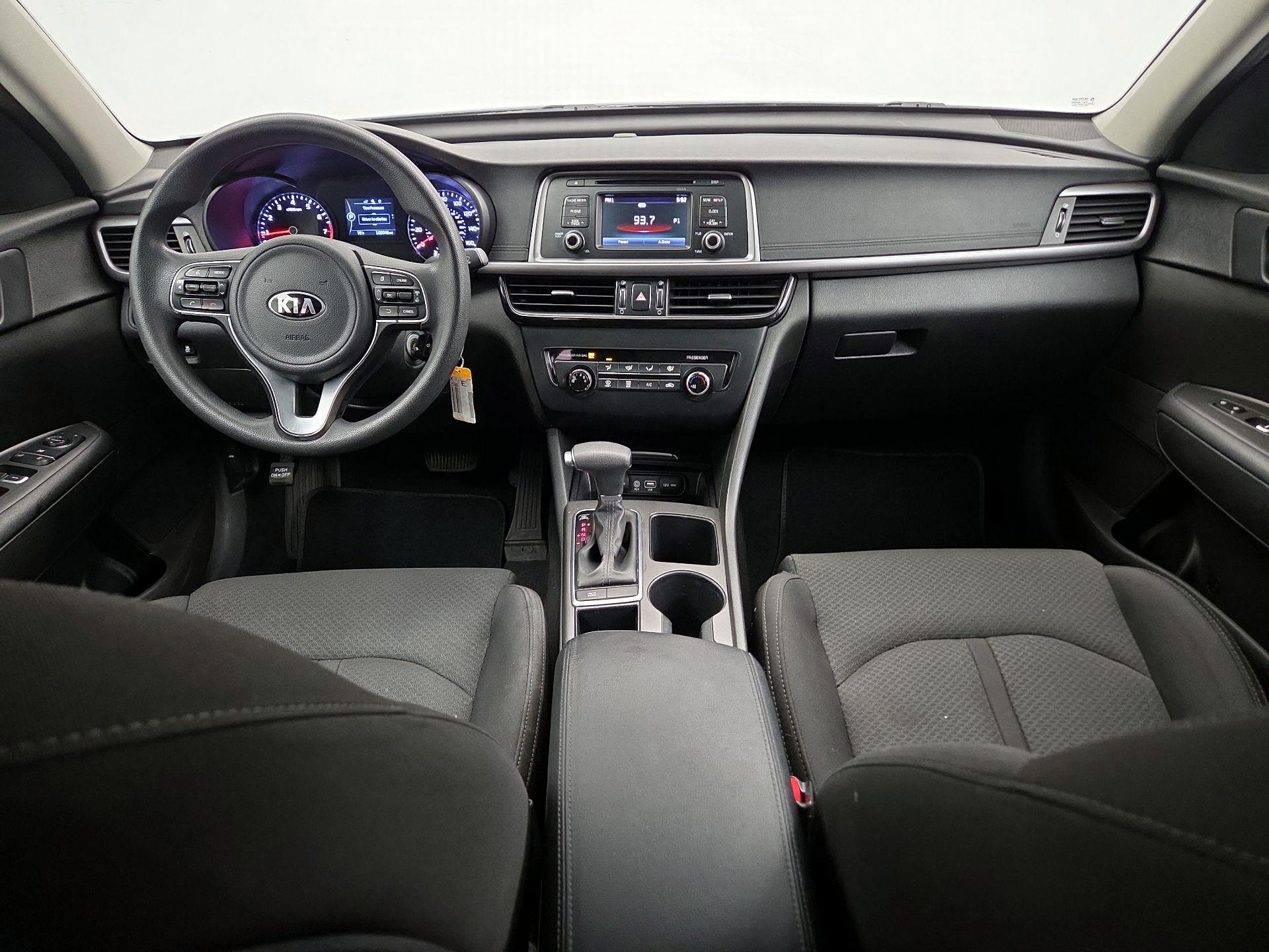 Thumbnail: 2017 Kia Optima - 9