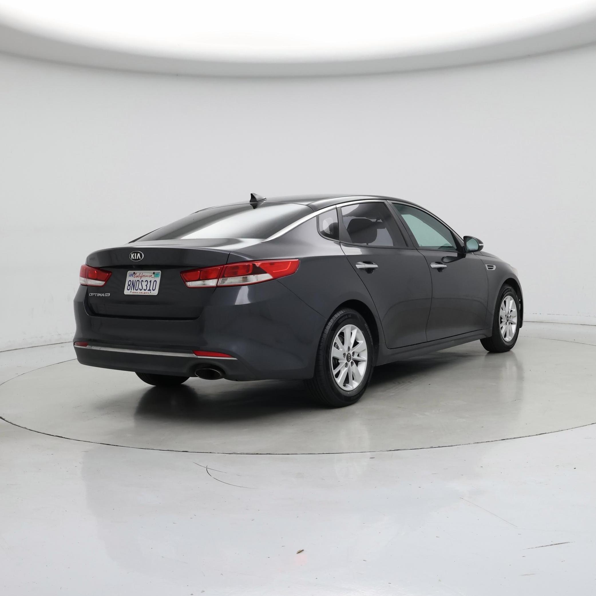 Thumbnail: 2017 Kia Optima - 8
