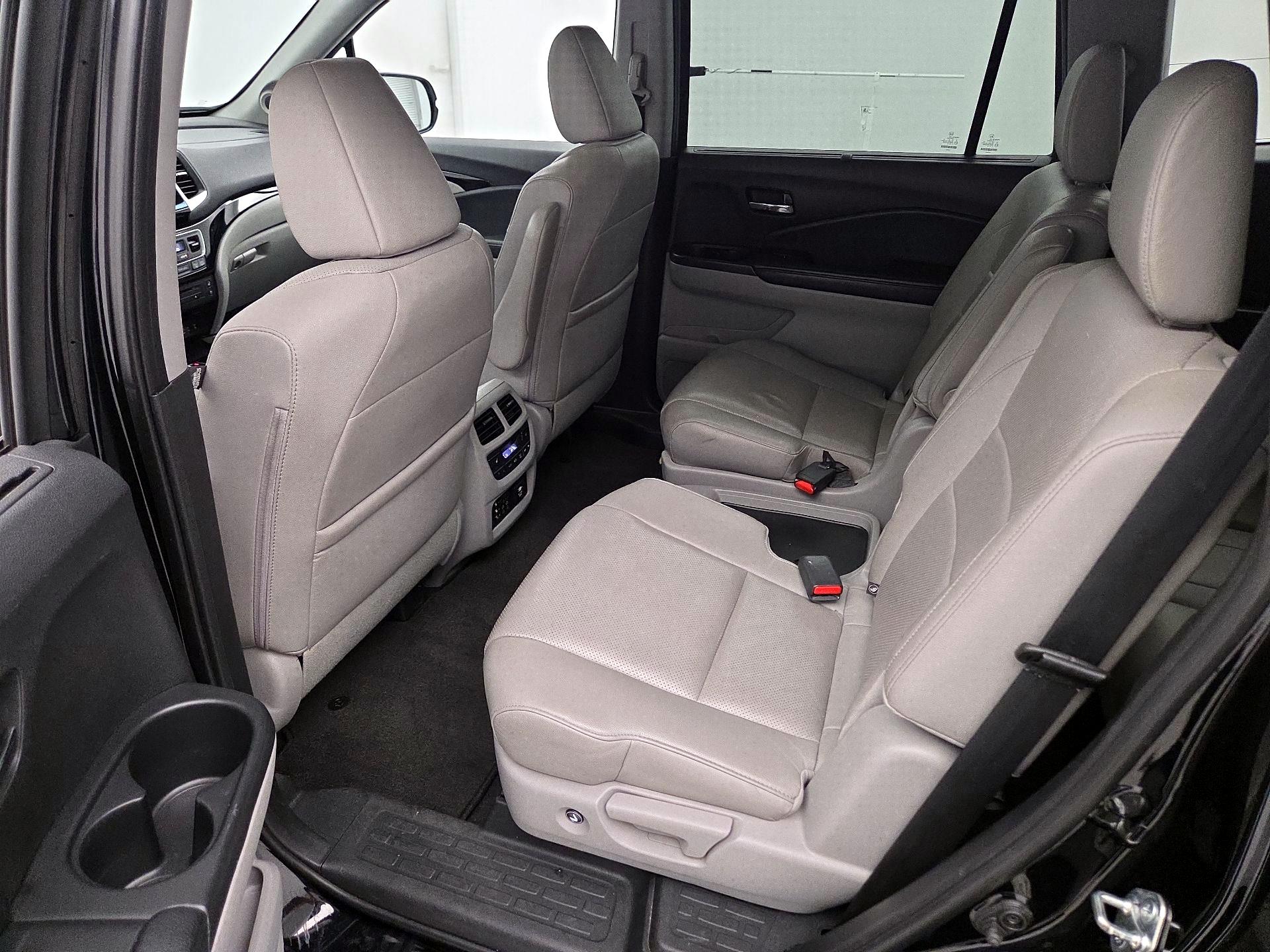 Thumbnail: 2016 Honda Pilot - 20