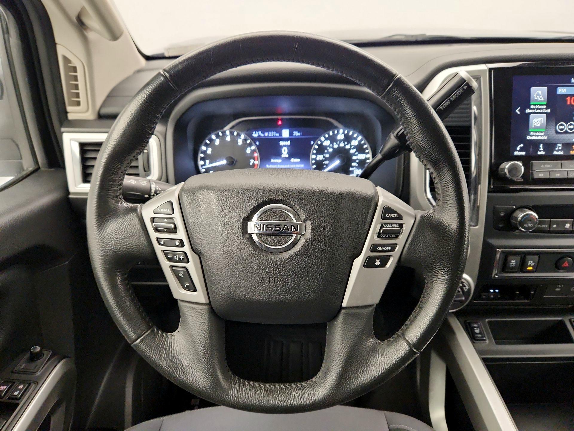Thumbnail: 2020 Nissan Titan - 10