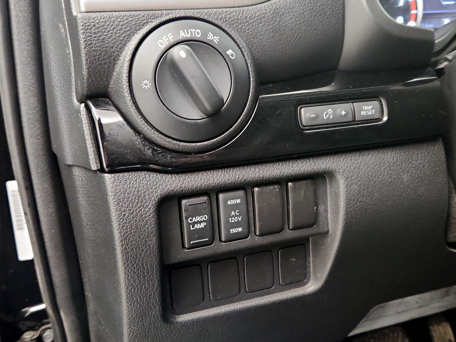Thumbnail: 2020 Nissan Titan - 13