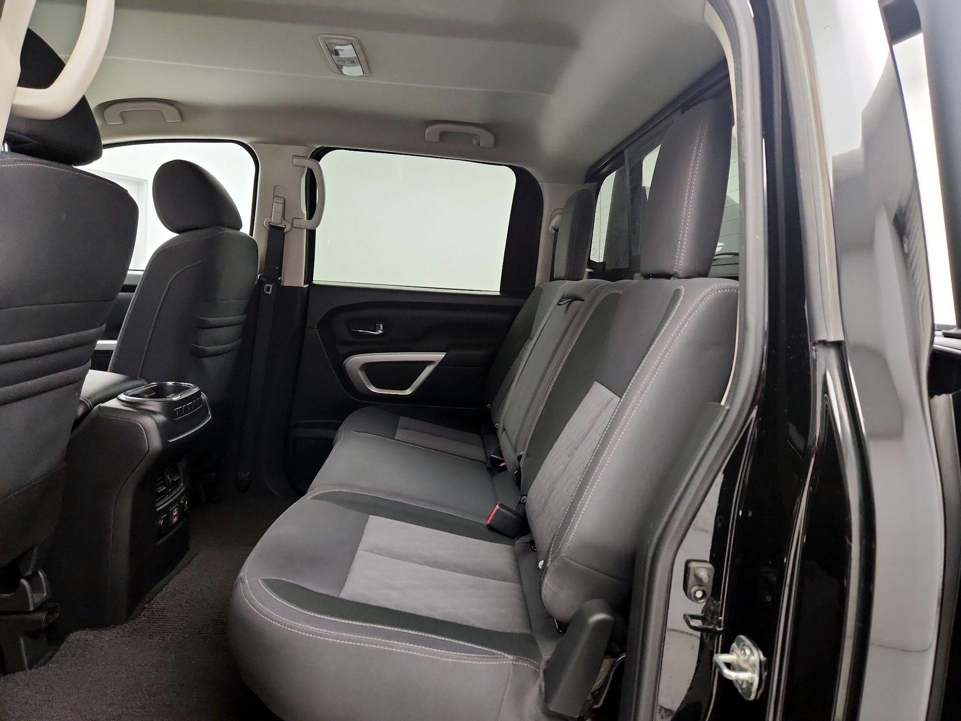 Thumbnail: 2020 Nissan Titan - 20