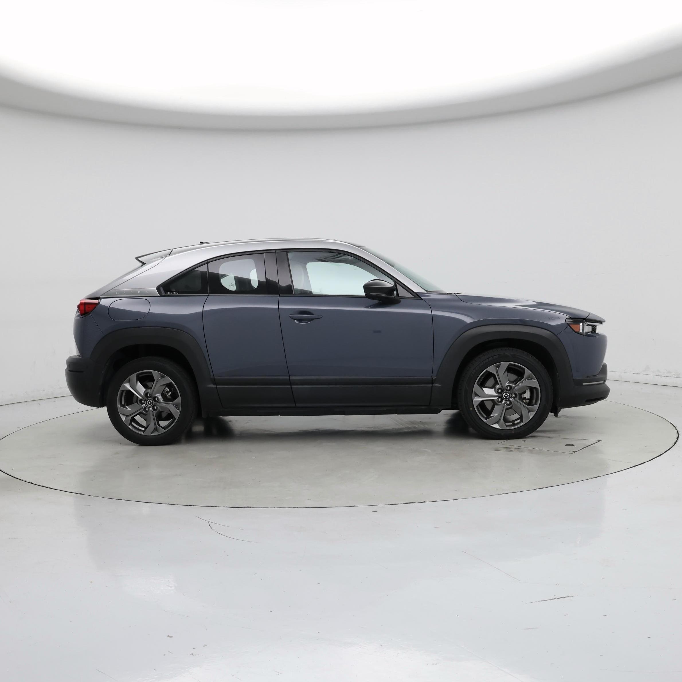 Thumbnail: 2022 Mazda MX-30 - 7