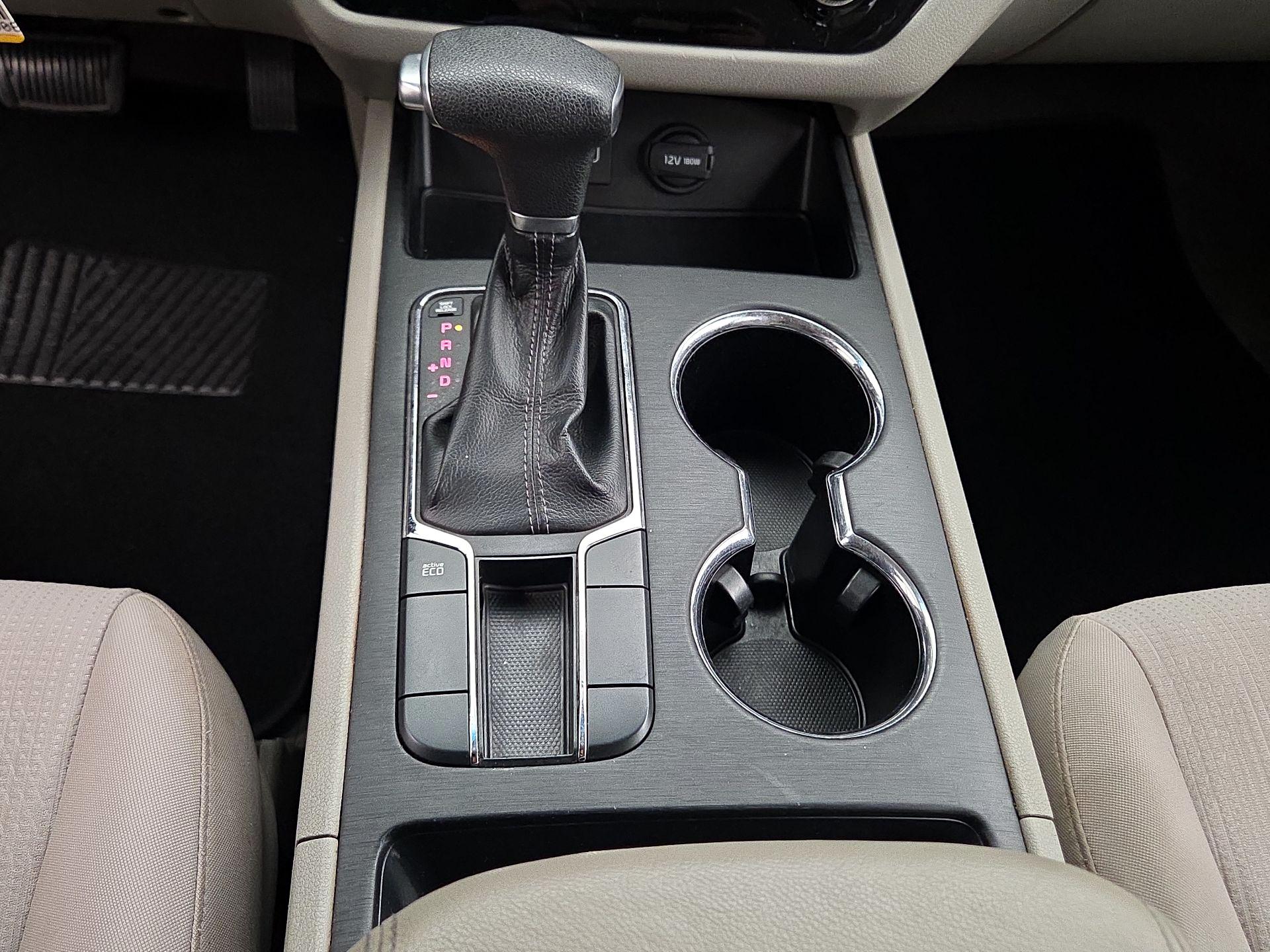 Thumbnail: 2019 Kia Sedona - 17