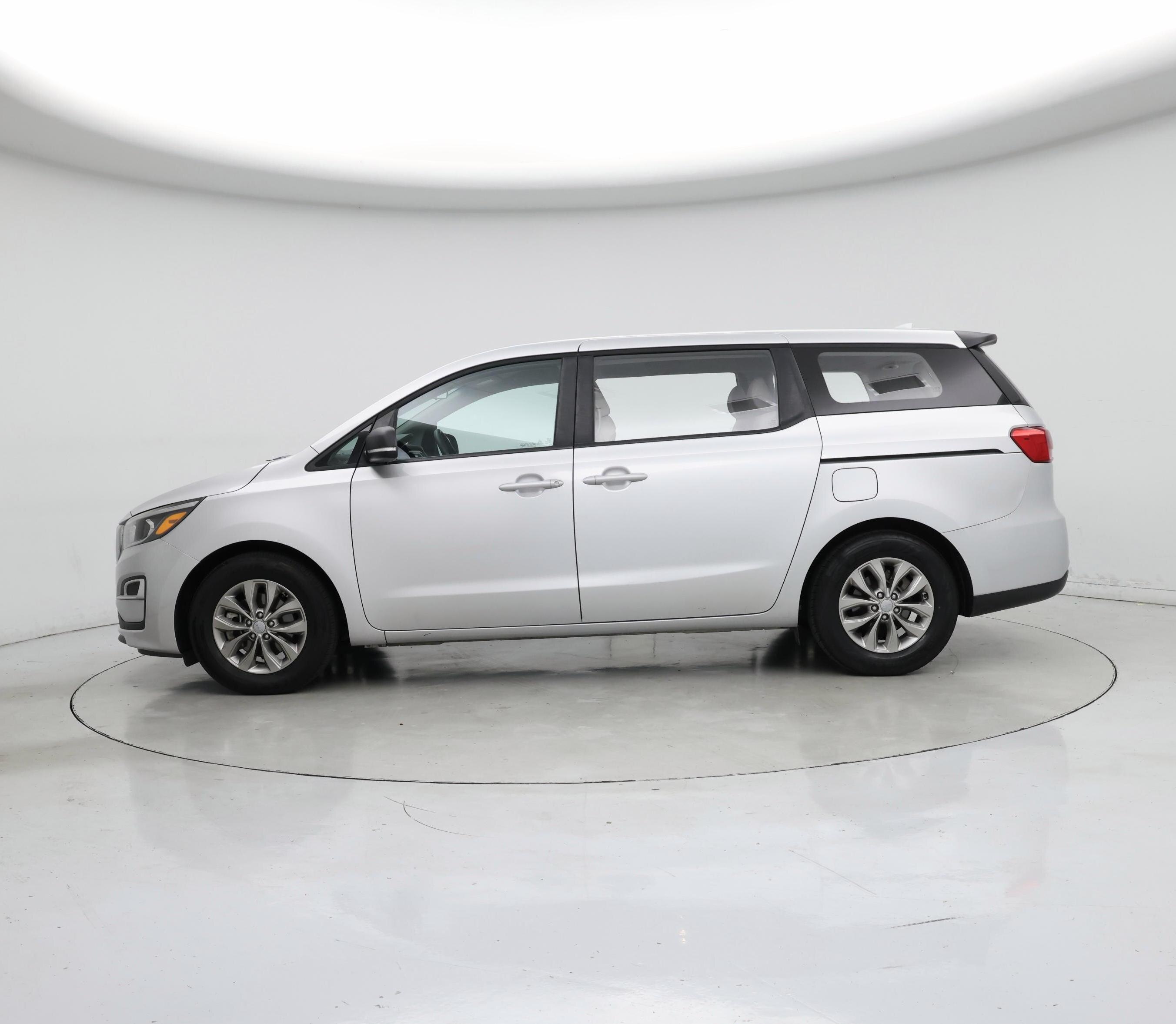 Thumbnail: 2019 Kia Sedona - 3
