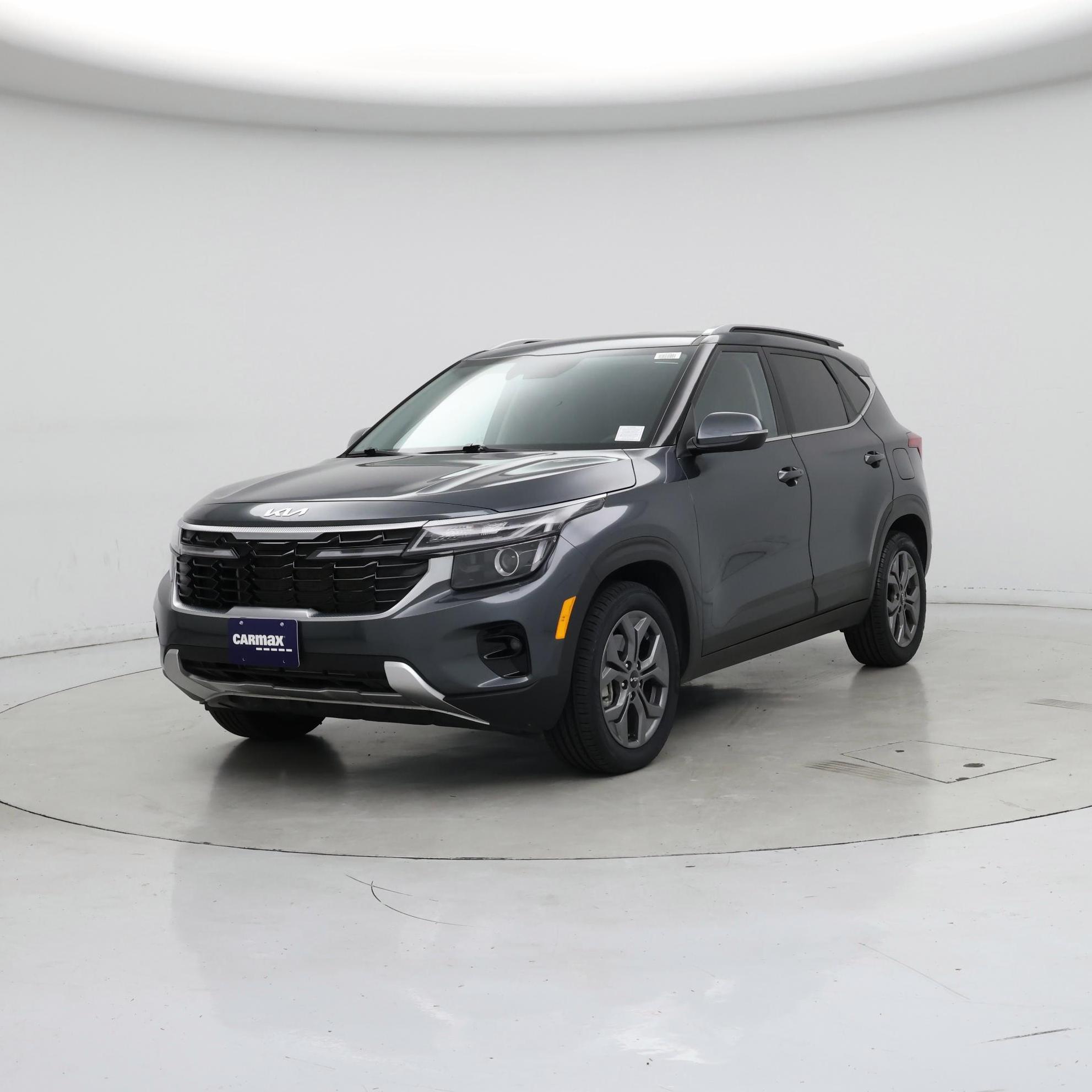 Thumbnail: 2024 Kia Seltos - 4