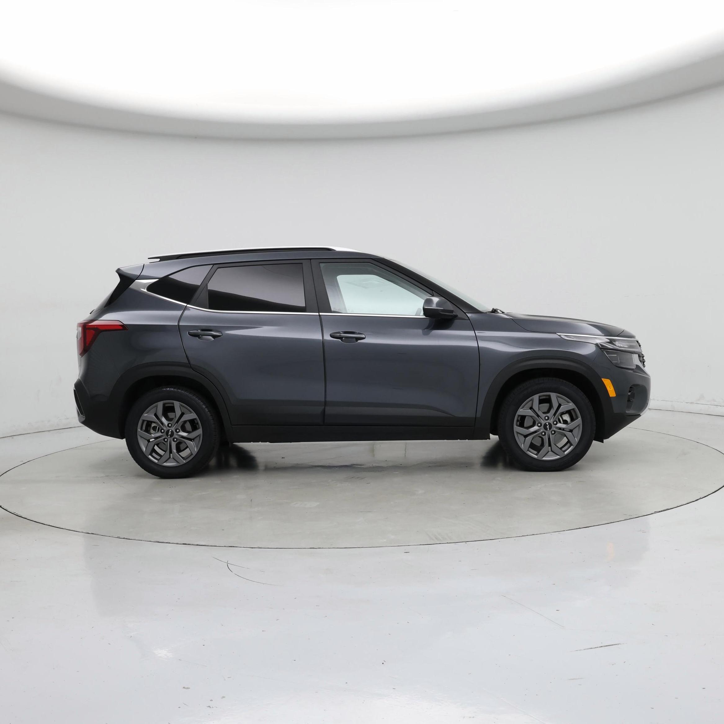 Thumbnail: 2024 Kia Seltos - 7