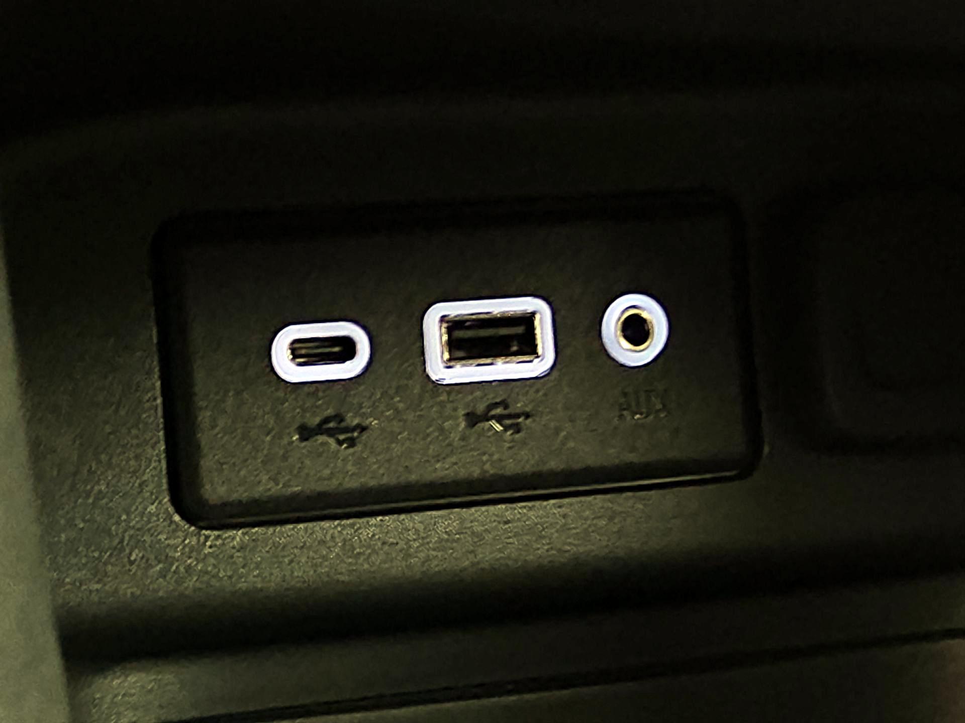 Thumbnail: 2022 Chevrolet Equinox - 18