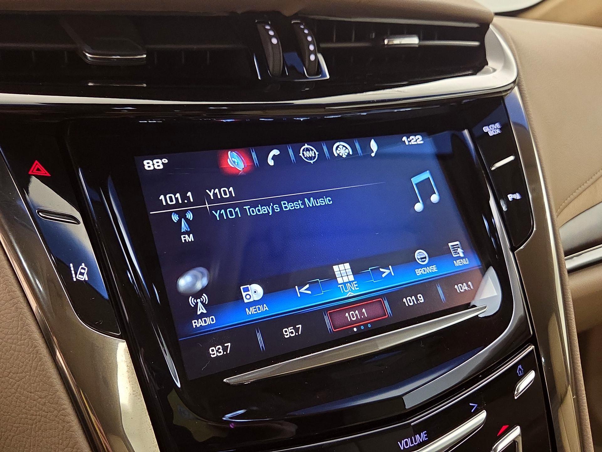 Thumbnail: 2016 Cadillac ELR - 16