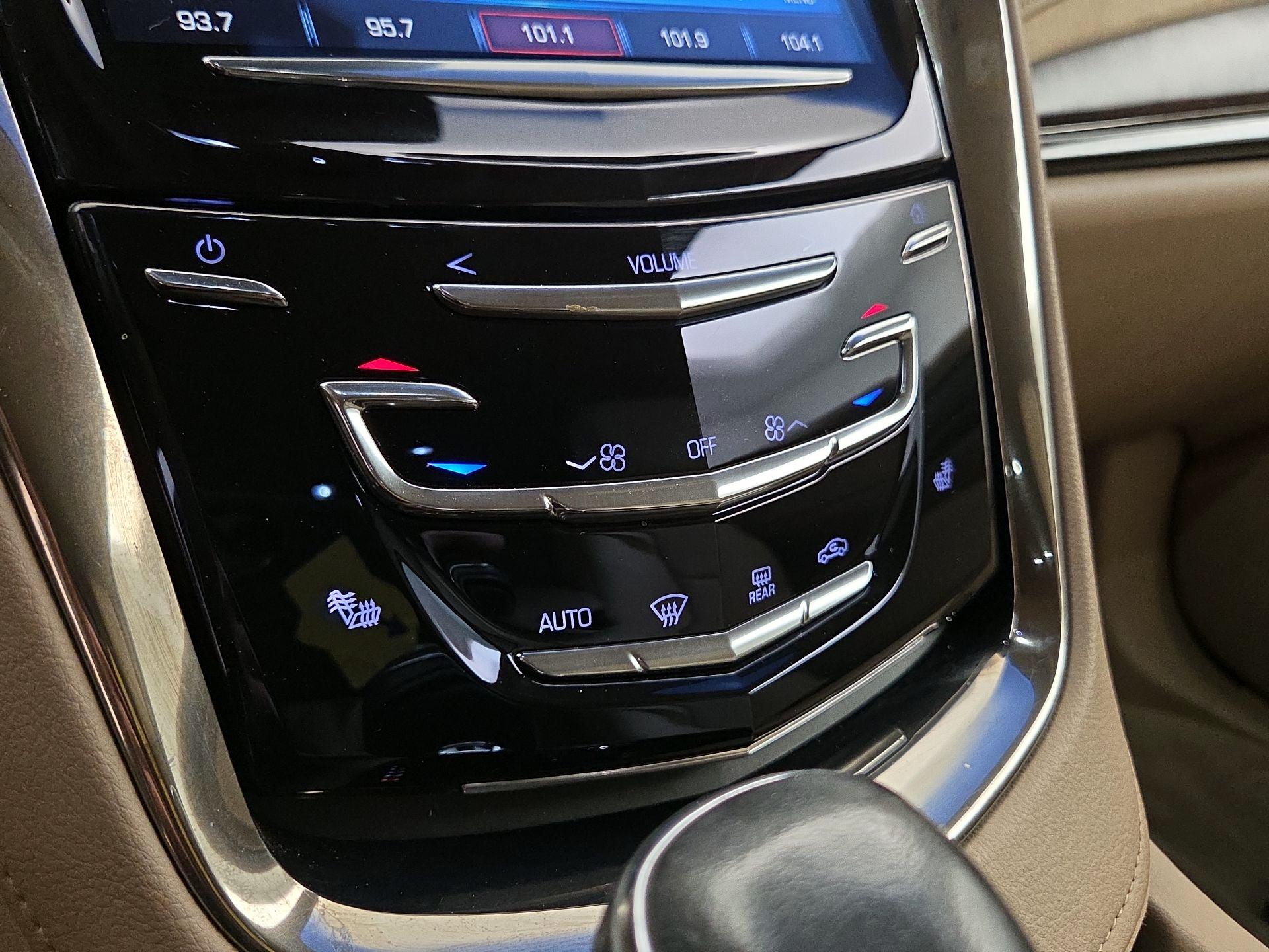 Thumbnail: 2016 Cadillac ELR - 17