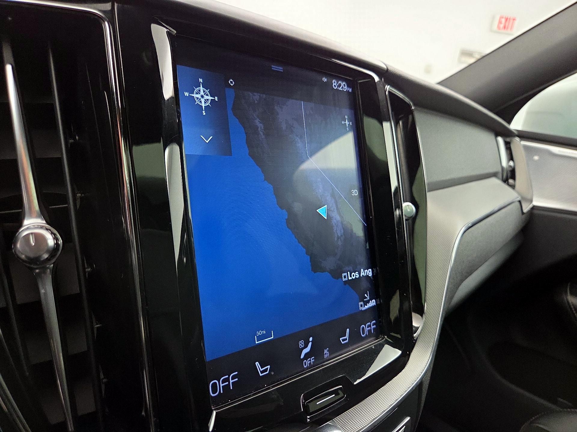 Thumbnail: 2019 Volvo XC60 - 14