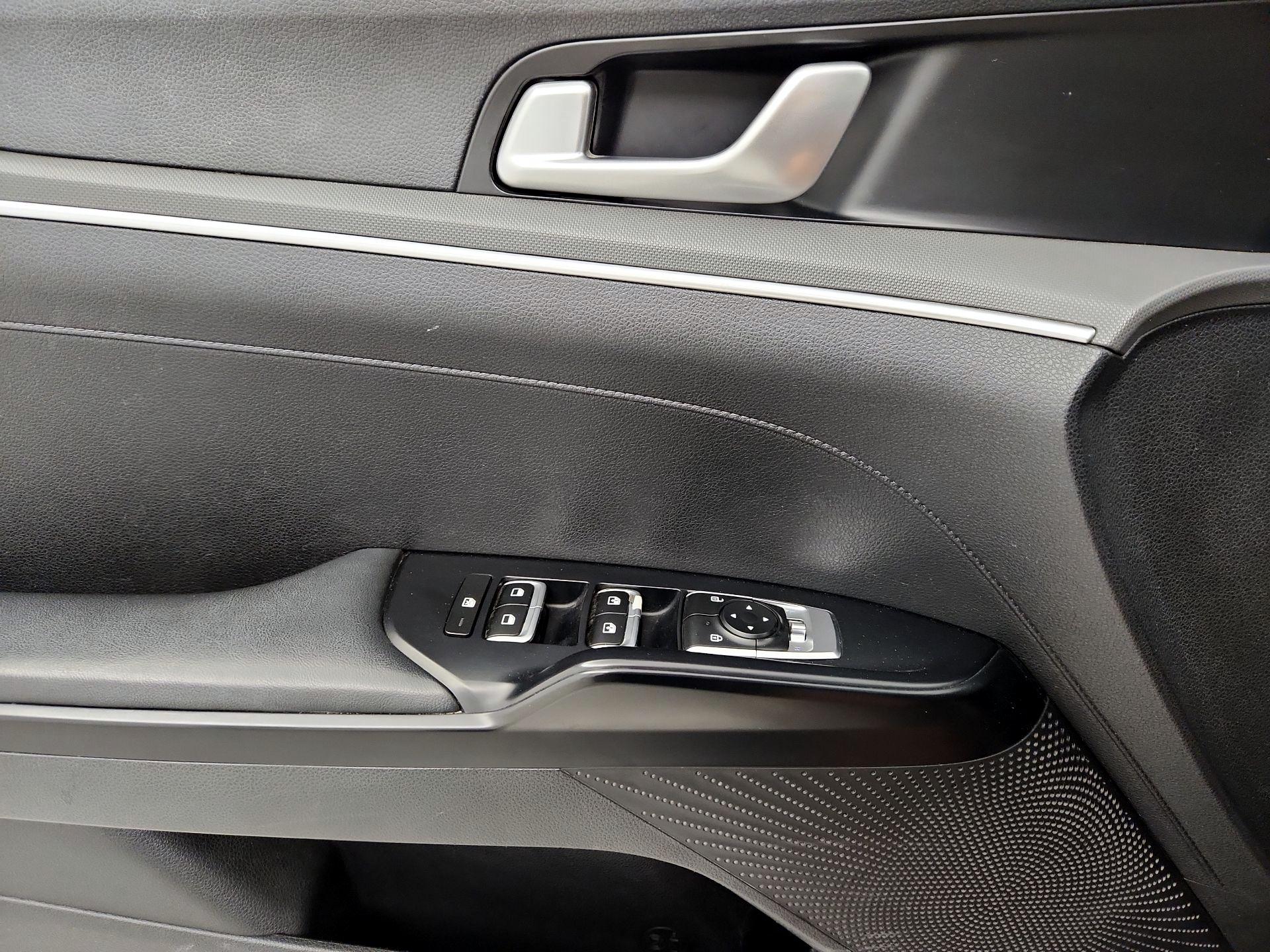 Thumbnail: 2021 Kia K5 - 12