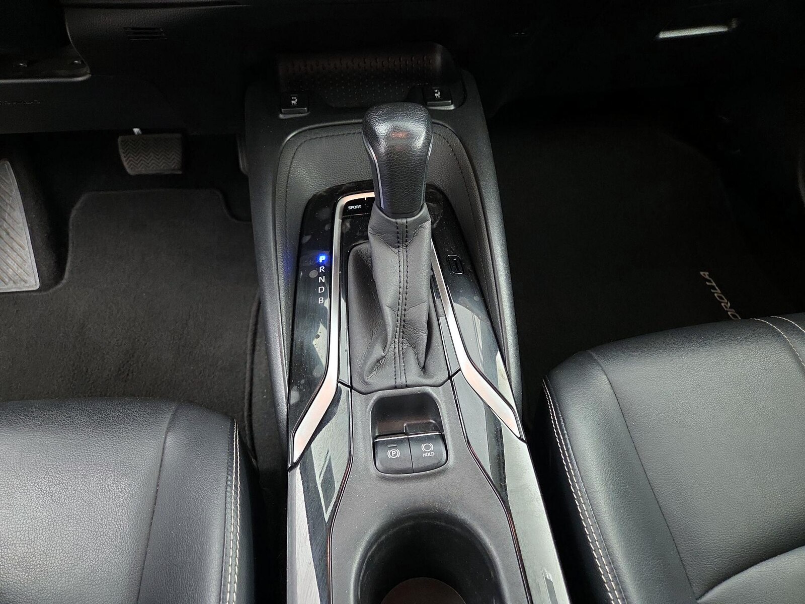 2020 Toyota Corolla XLE - Photo 18