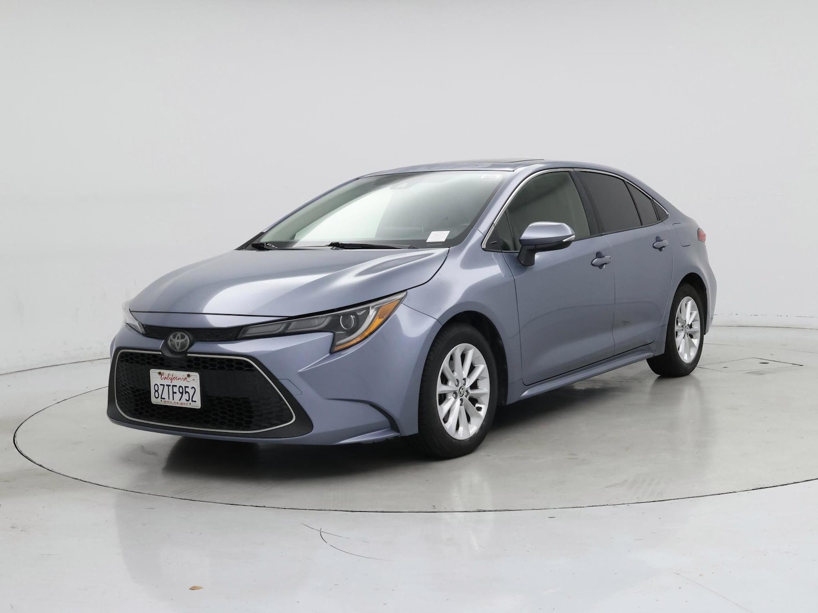 2020 Toyota Corolla XLE - Photo 5