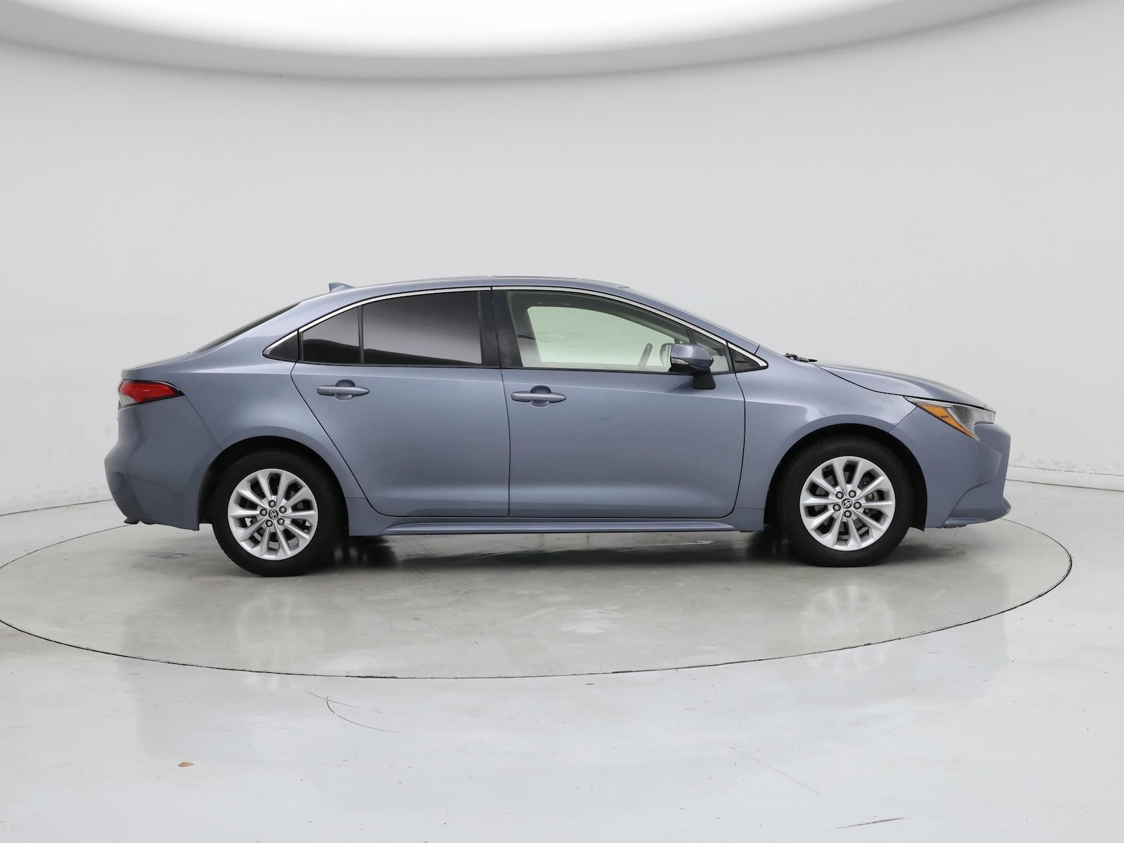 2020 Toyota Corolla XLE - Photo 8
