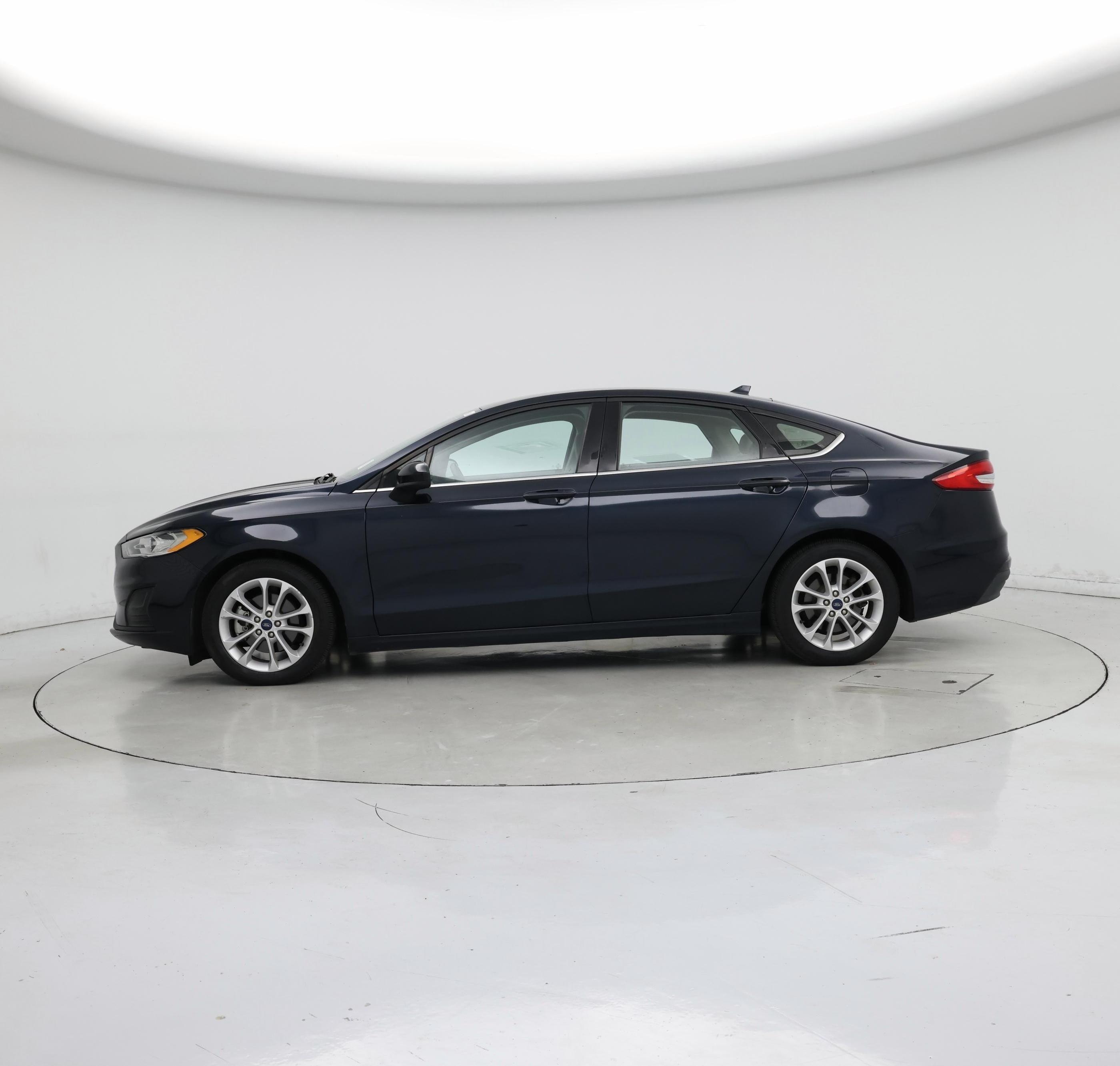 Thumbnail: 2020 Ford Fusion - 3