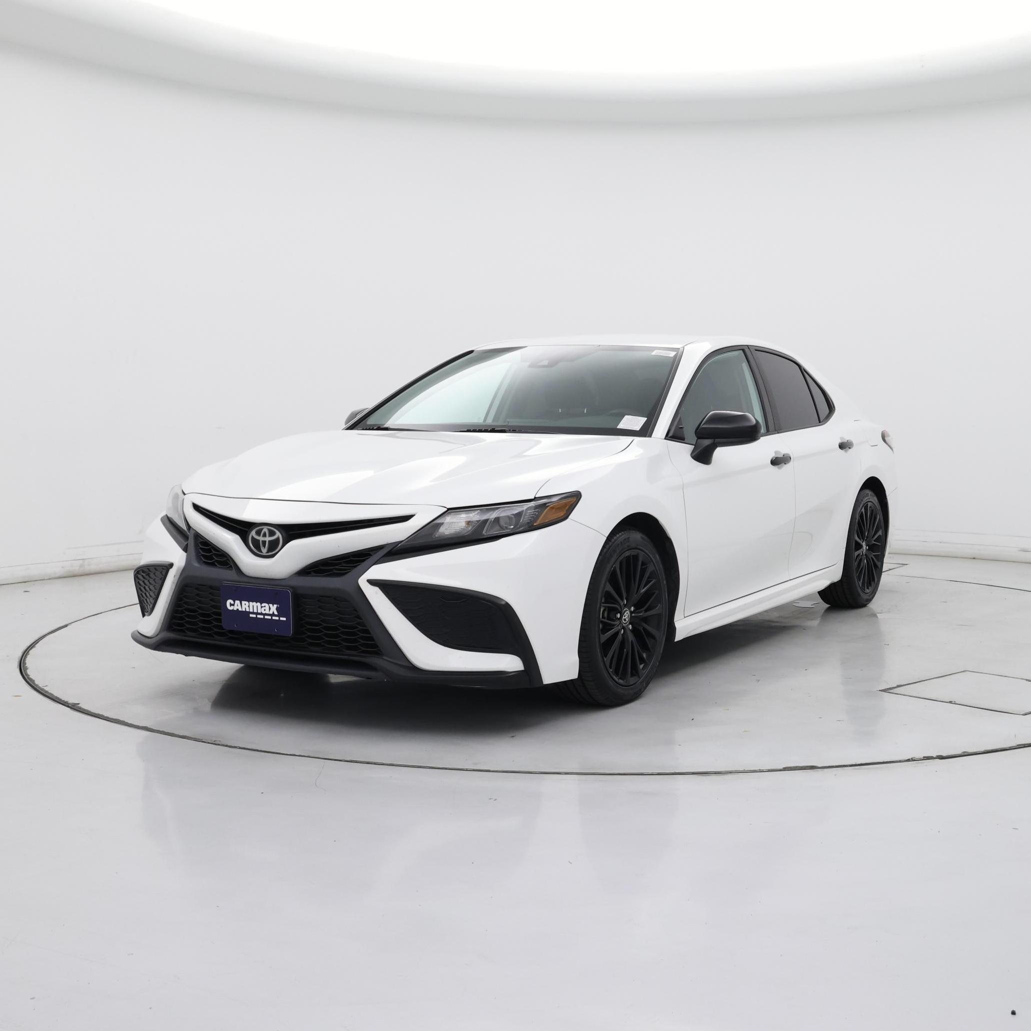 Thumbnail: 2021 Toyota Camry - 4