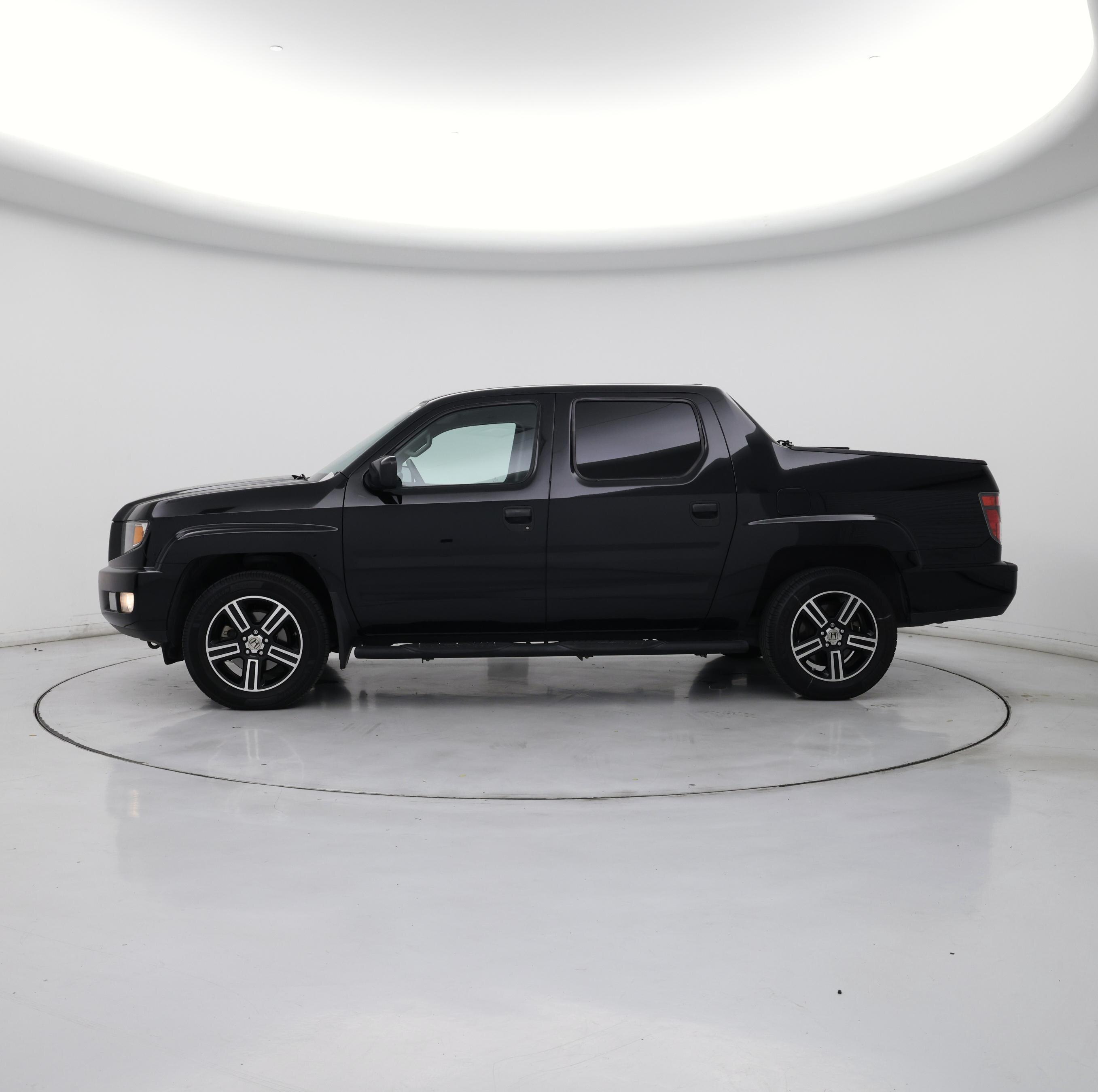 Thumbnail: 2014 Honda Ridgeline - 3
