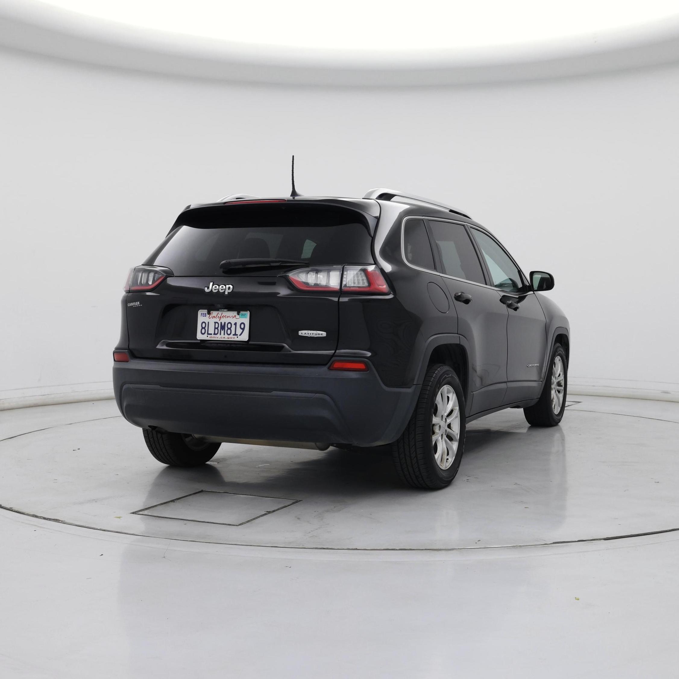 Thumbnail: 2019 Jeep Cherokee - 8