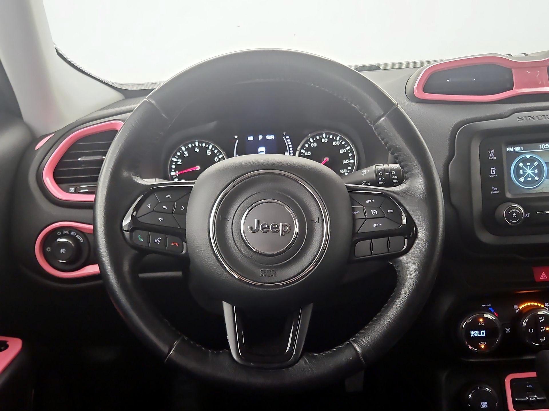 Thumbnail: 2016 Jeep Renegade - 10