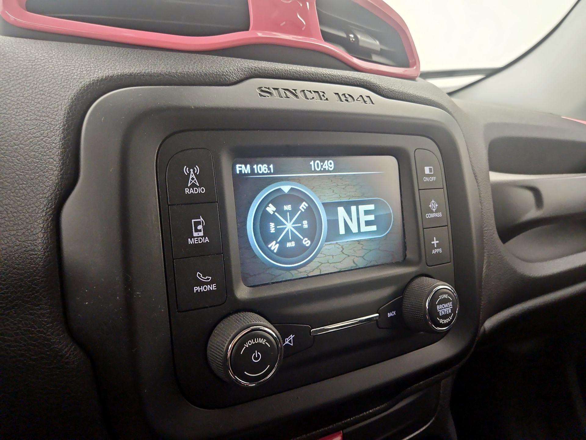 Thumbnail: 2016 Jeep Renegade - 14