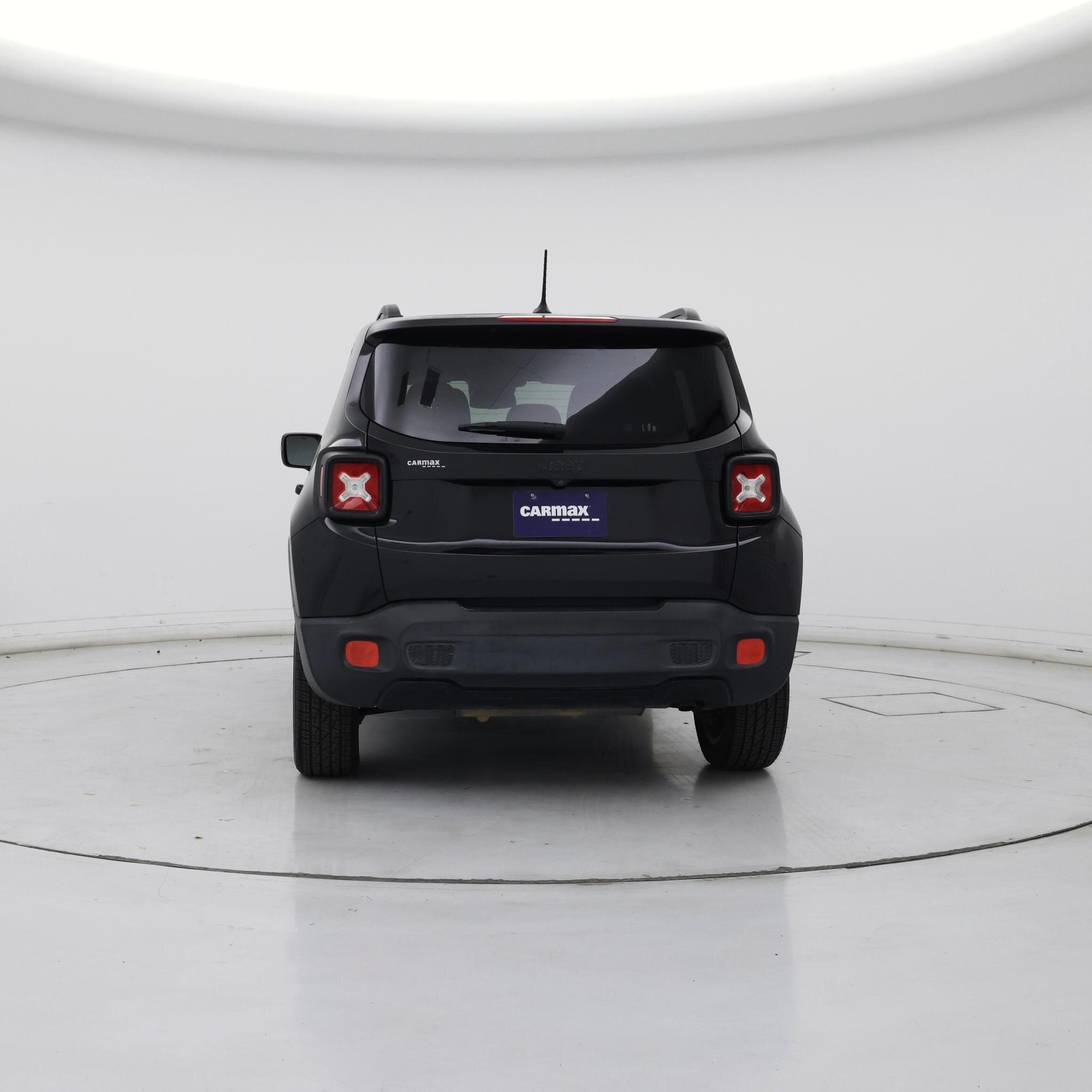Thumbnail: 2016 Jeep Renegade - 6