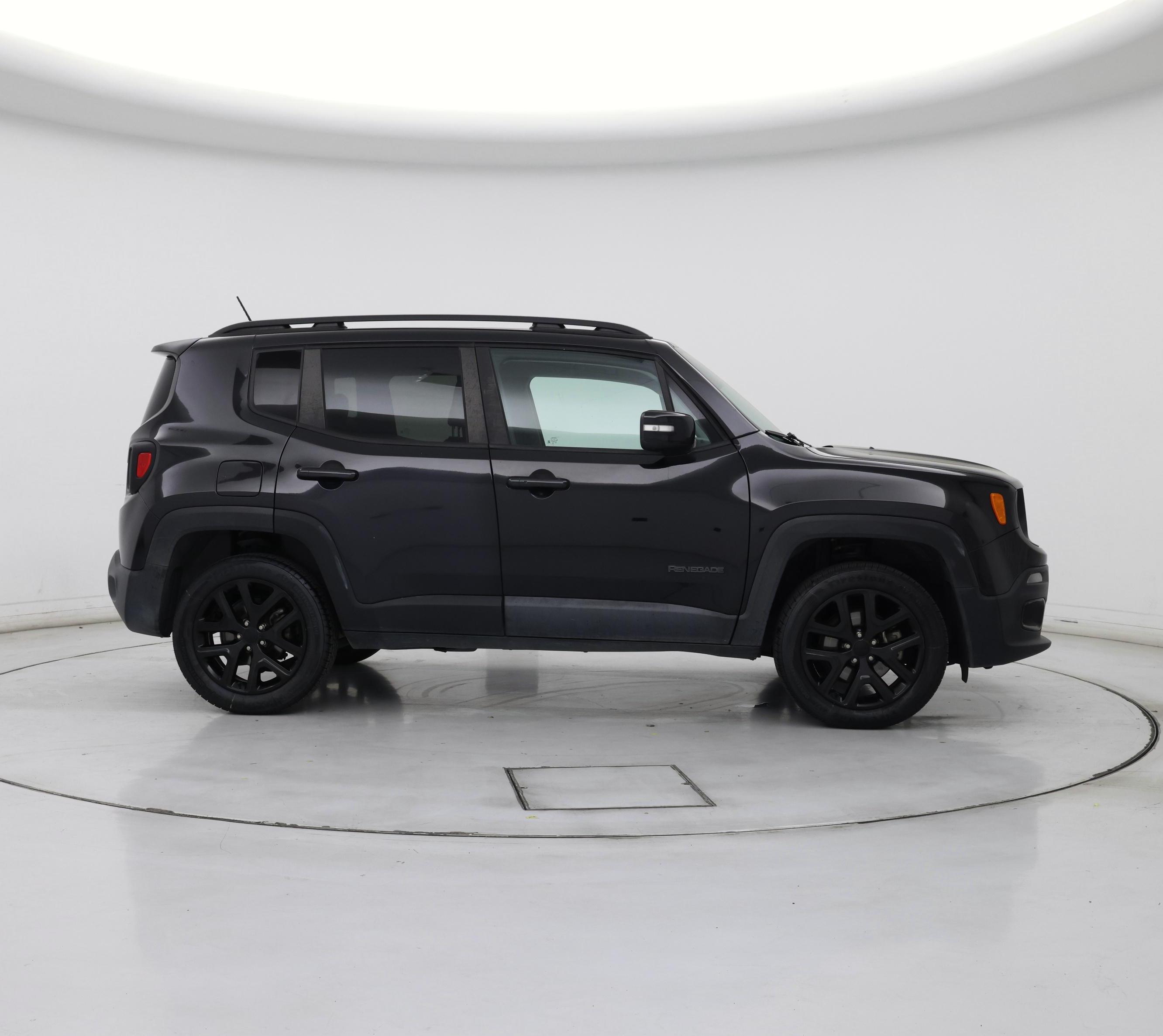 Thumbnail: 2016 Jeep Renegade - 7