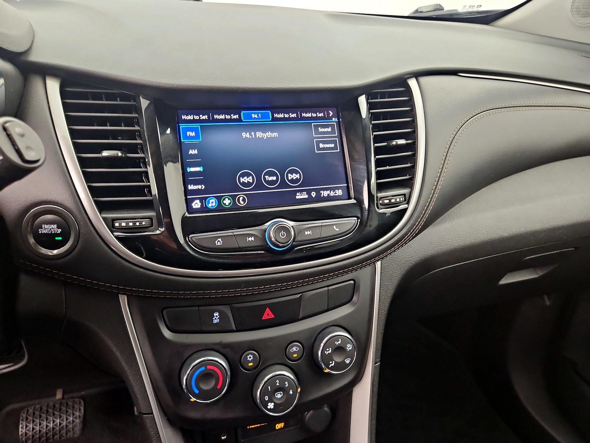 Thumbnail: 2022 Chevrolet Trax - 15