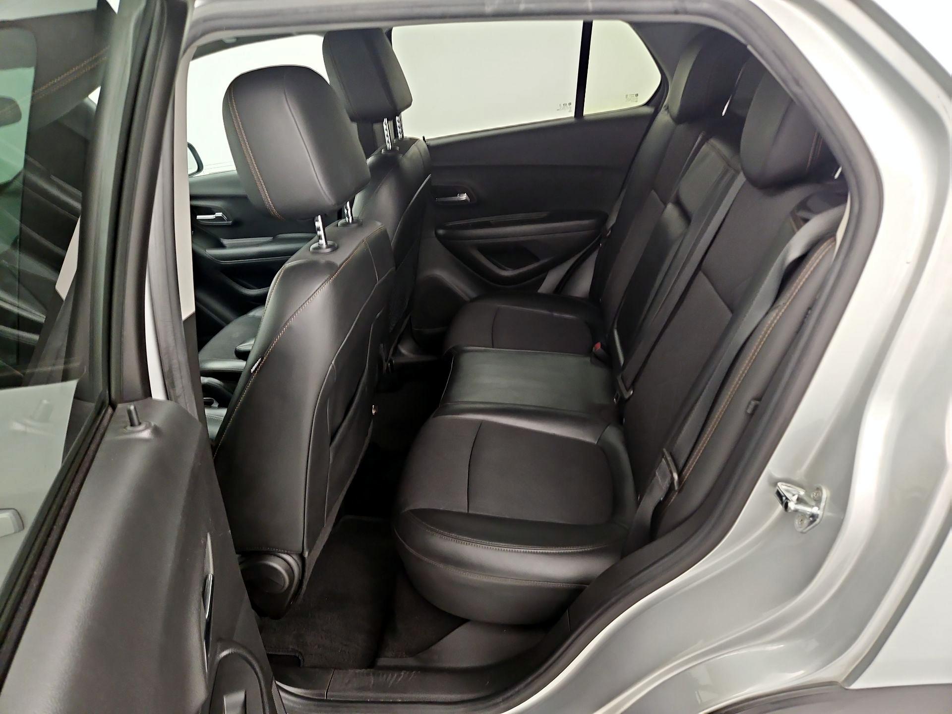 Thumbnail: 2022 Chevrolet Trax - 19