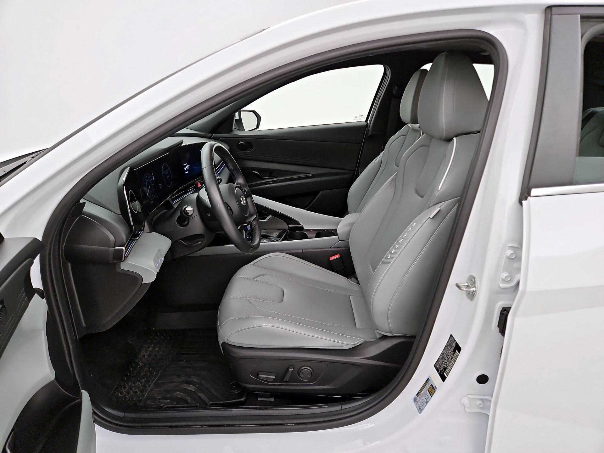 Thumbnail: 2024 Hyundai Elantra - 11