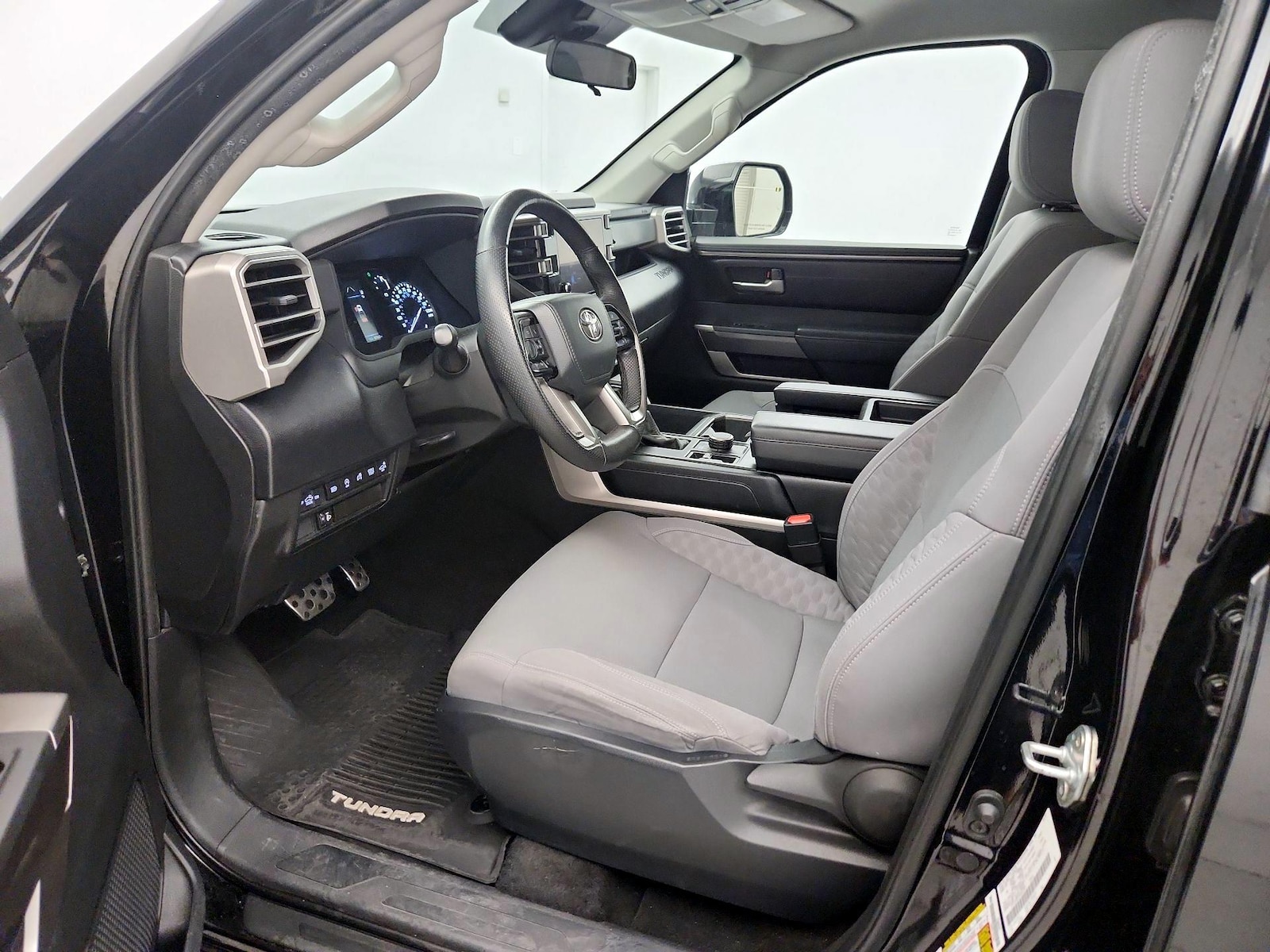 Power Seat(s) & Side Airbags