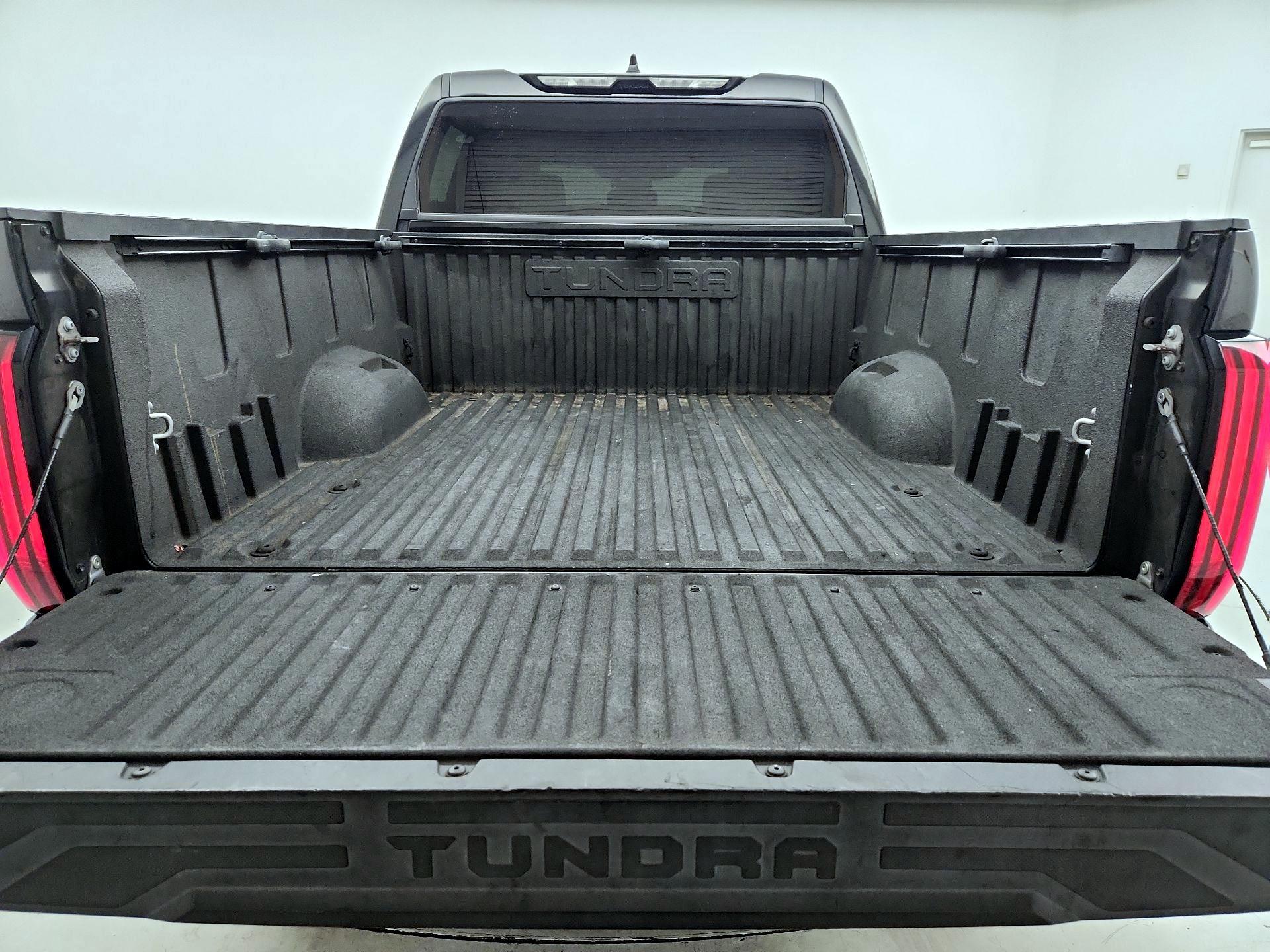 Thumbnail: 2022 Toyota Tundra - 20