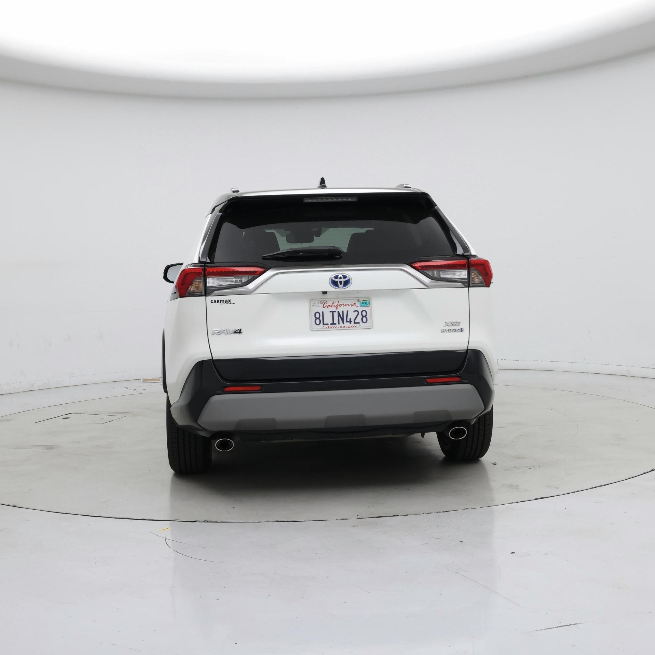 Thumbnail: 2019 Toyota RAV4 - 6