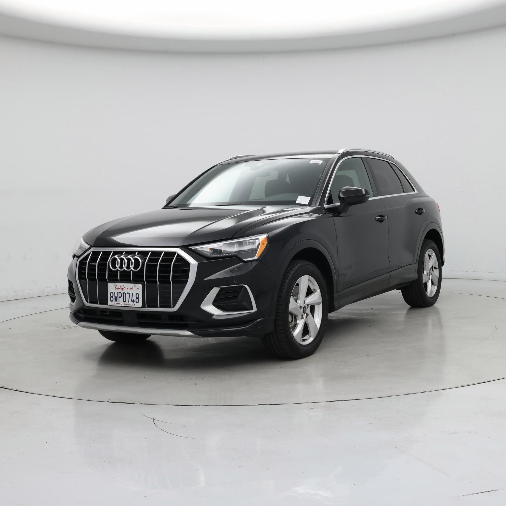 Thumbnail: 2021 Audi Q3 - 4
