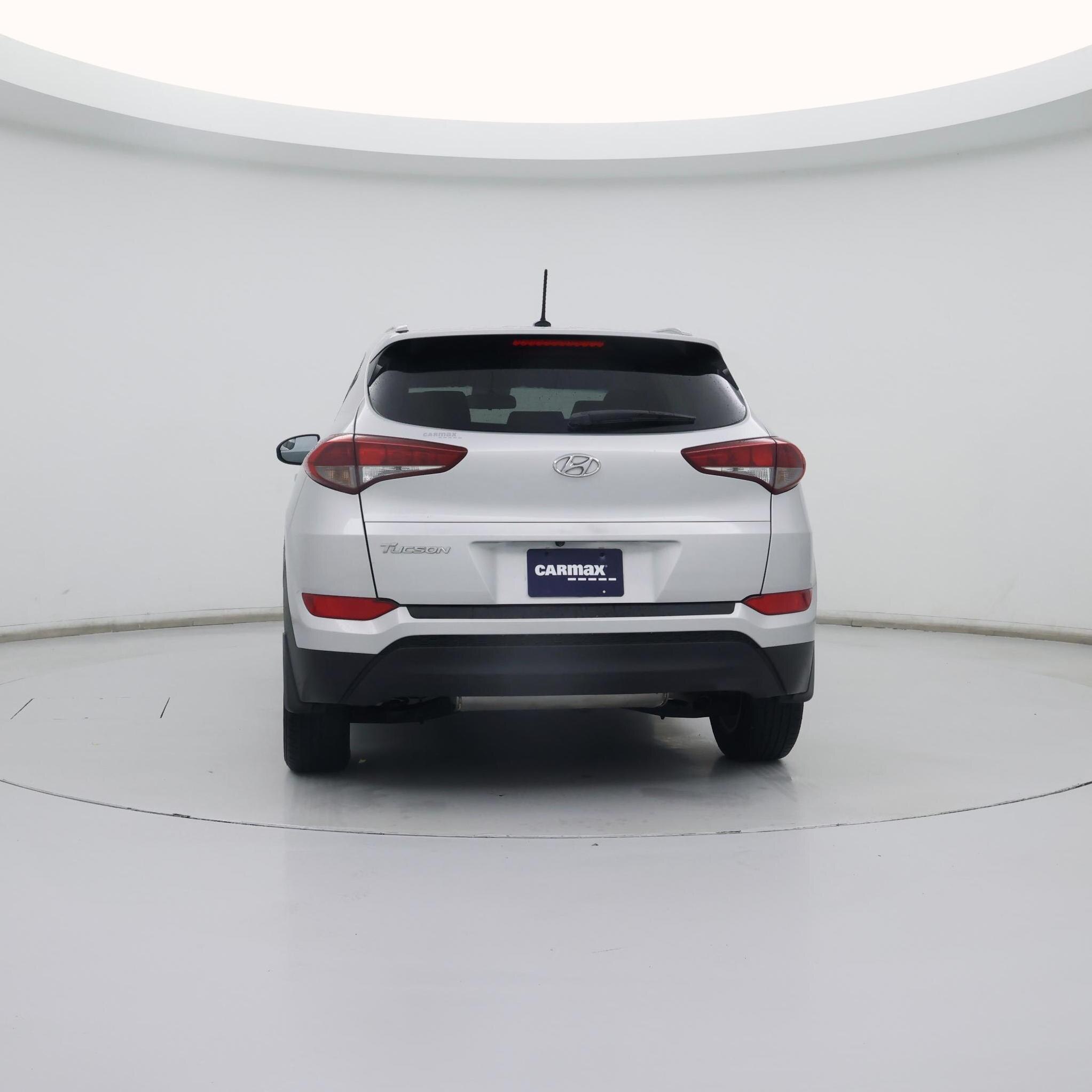 Thumbnail: 2016 Hyundai Tucson - 6