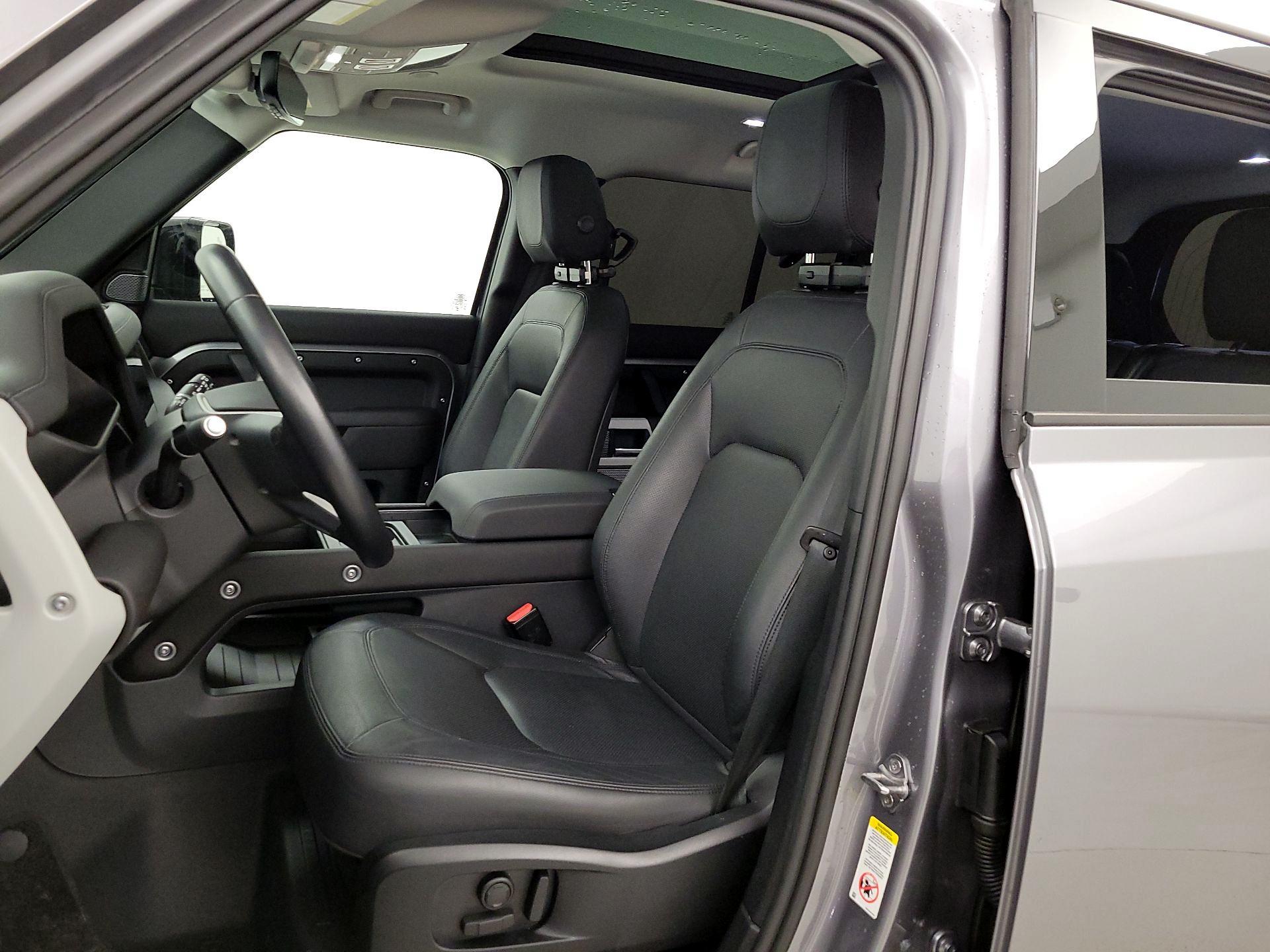 Thumbnail: 2024 Land Rover Defender - 11